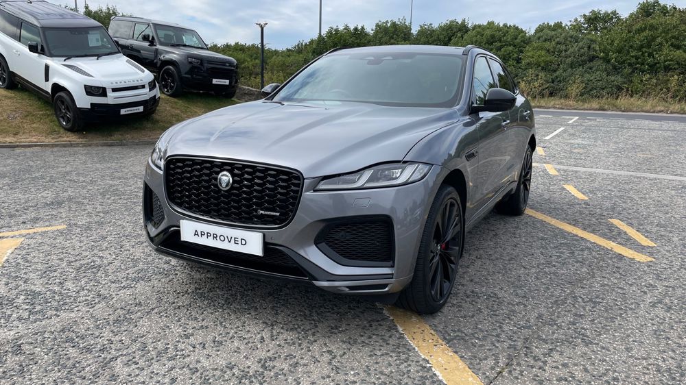JAGUAR F-PACE