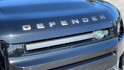 LAND ROVER DEFENDER 130