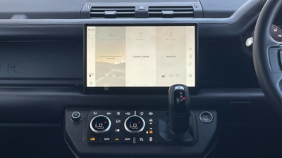 LAND ROVER DEFENDER 130