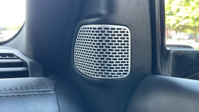 LAND ROVER DEFENDER 130