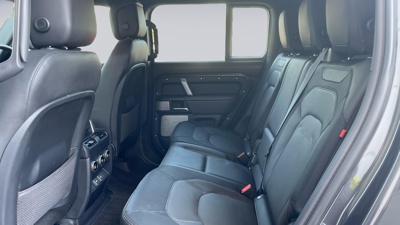 LAND ROVER DEFENDER 130