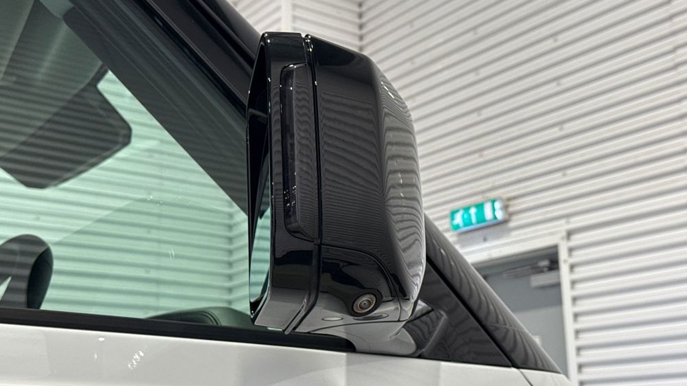 LAND ROVER DEFENDER 90