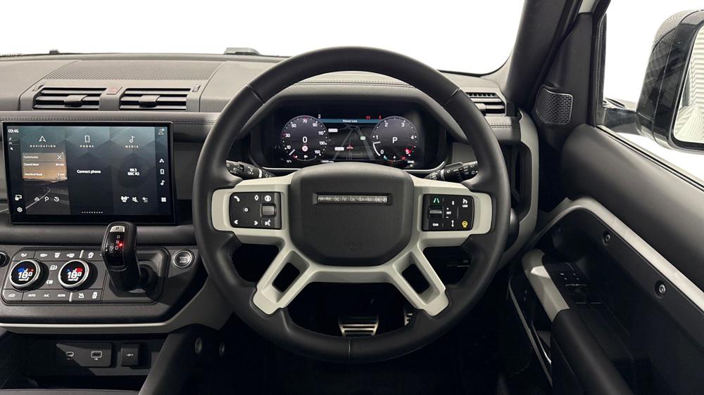 LAND ROVER DEFENDER 90