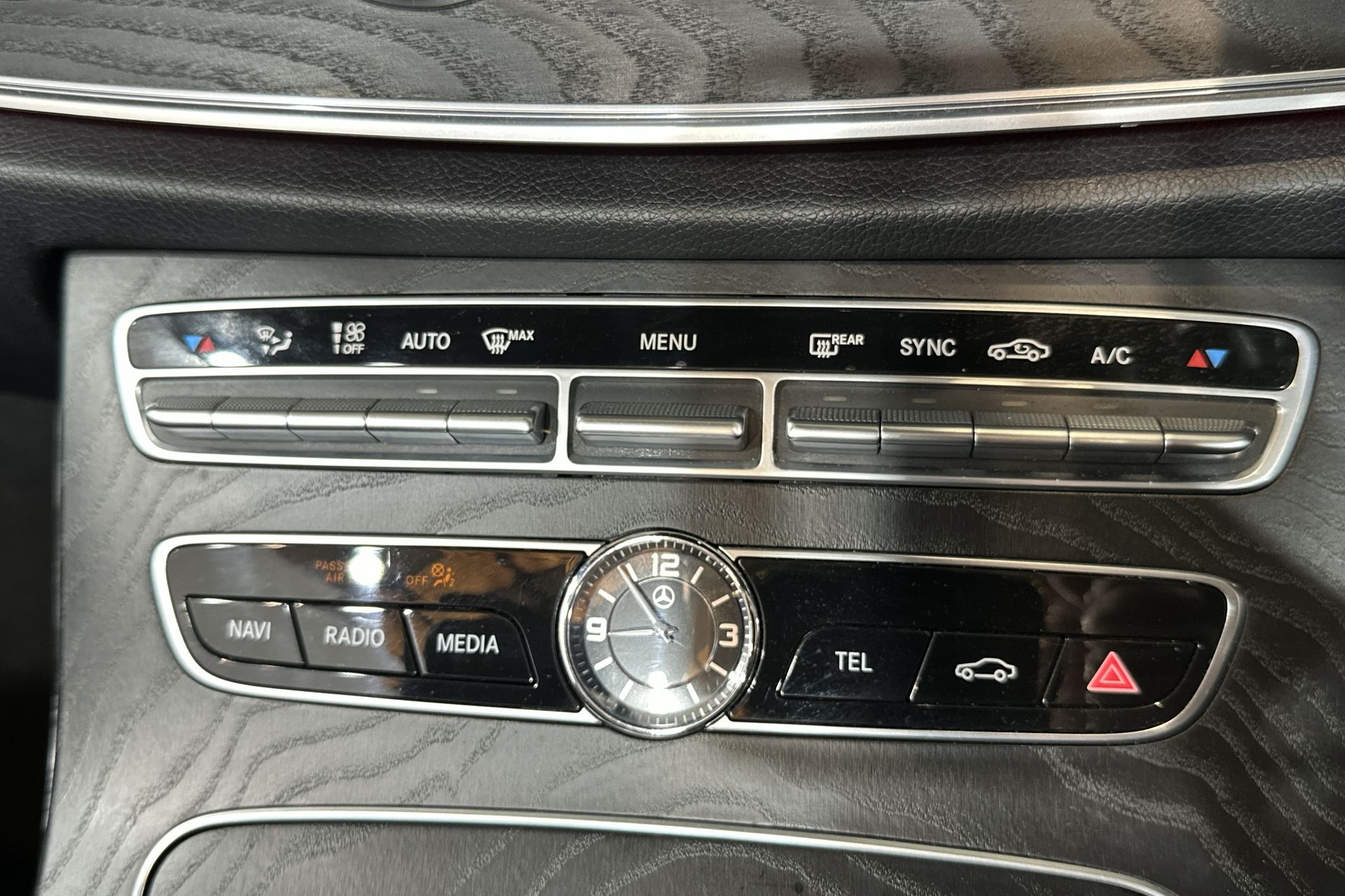 E220D PREMIUM 9G-TRONIC