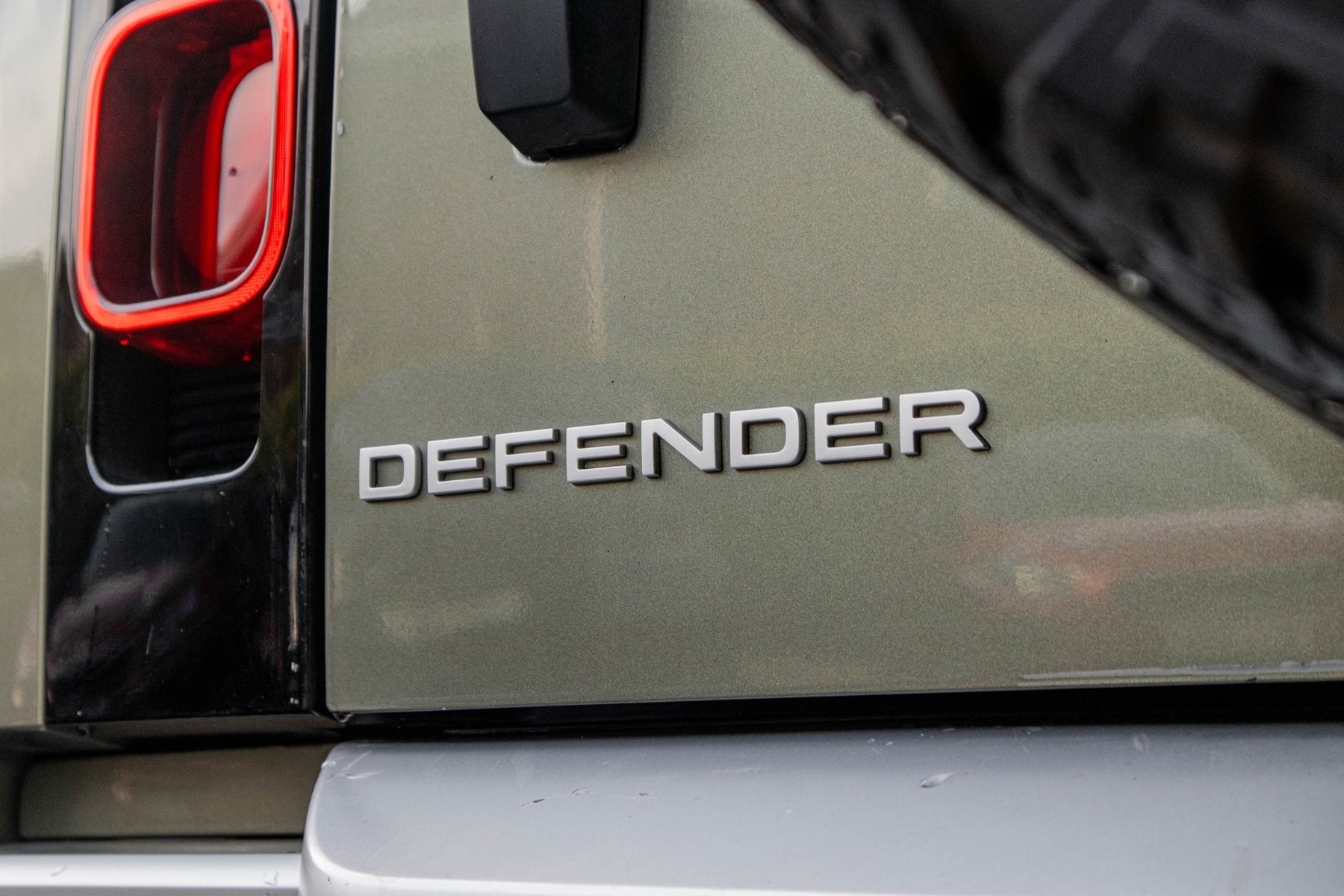Land Rover Defender 66