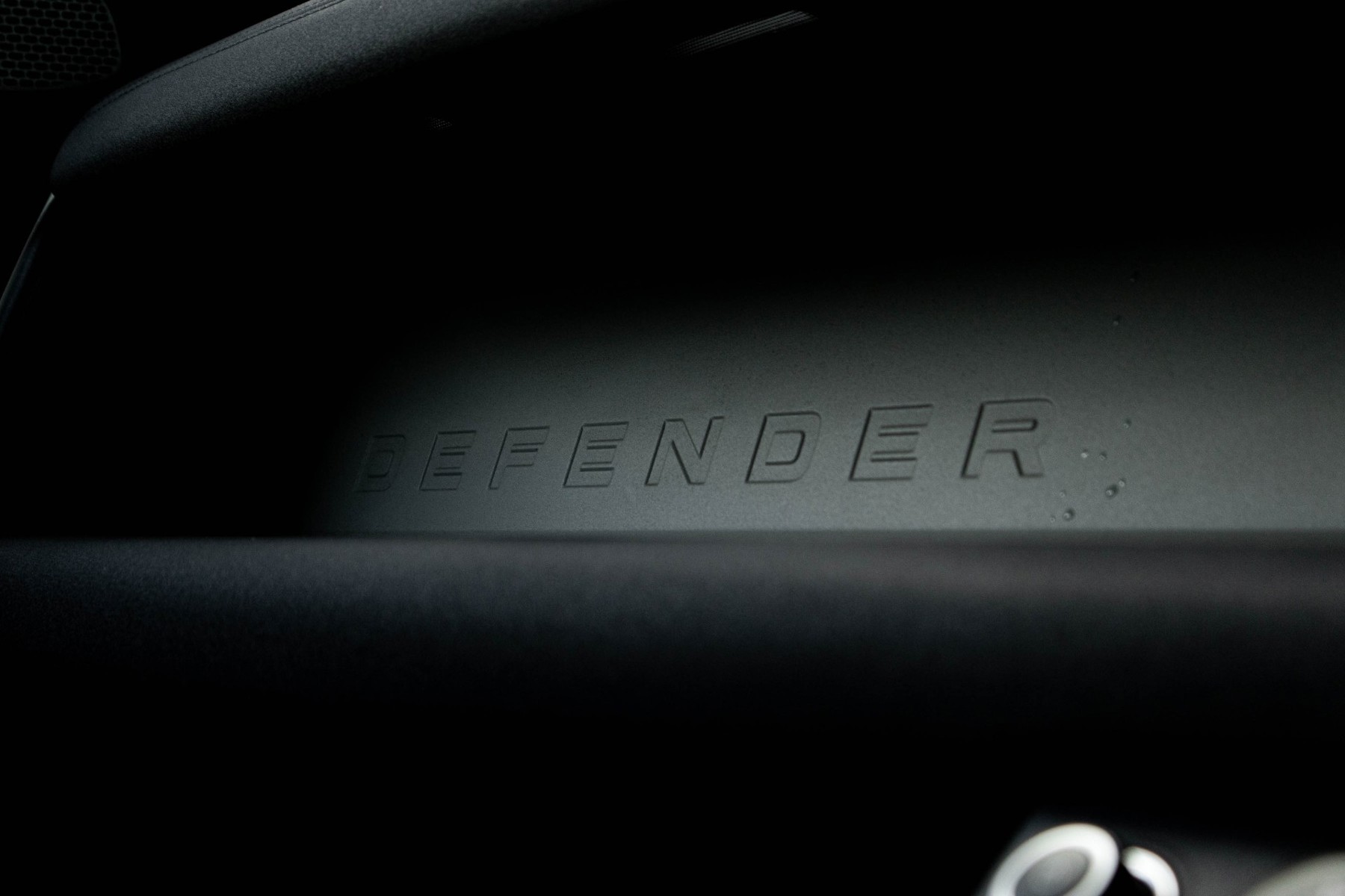 Land Rover Defender 57