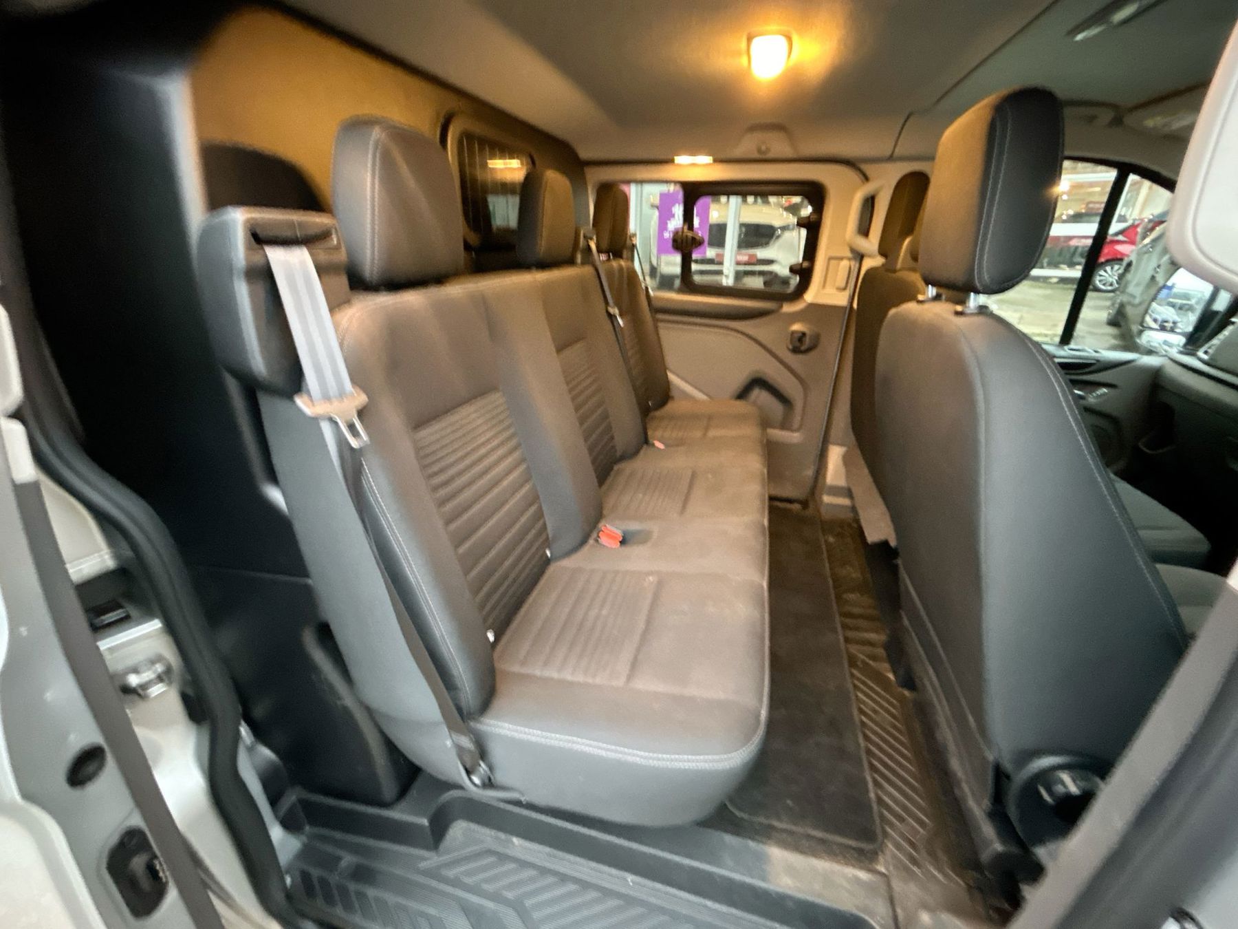 Ford Transit Custom Panel Van 38