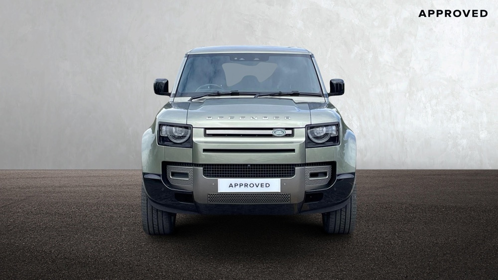 LAND ROVER DEFENDER 110