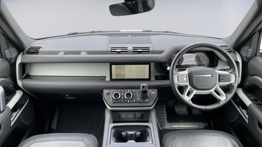 LAND ROVER DEFENDER 110