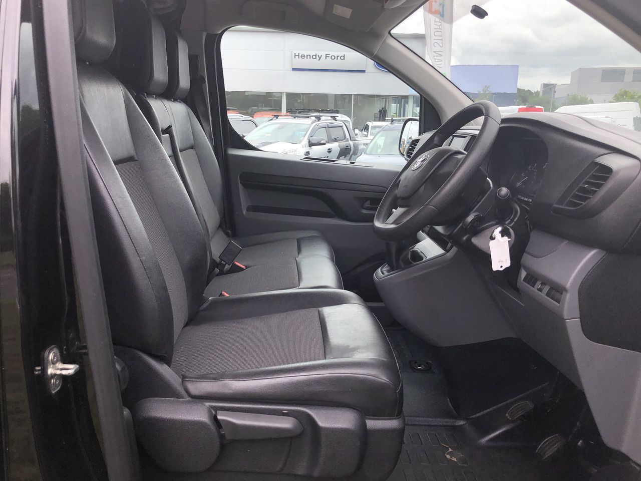 Toyota Proace Panel Van 17