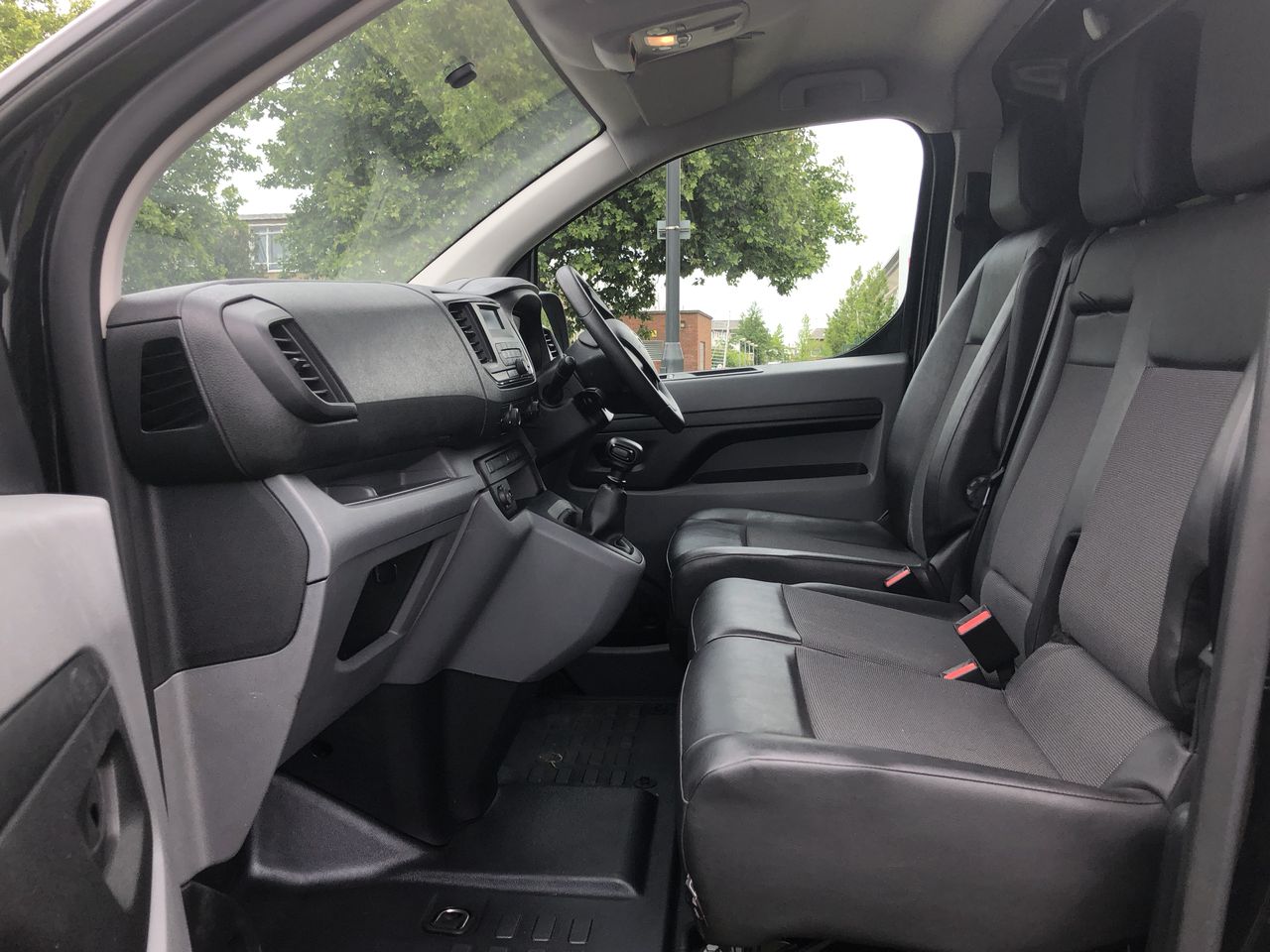 Toyota Proace Panel Van 16