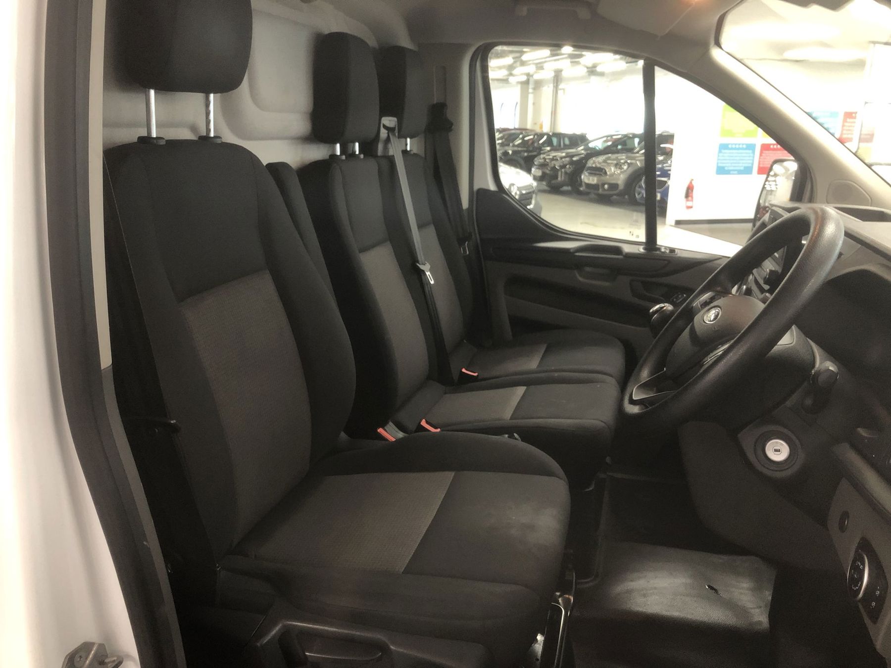 Ford Transit Custom Panel Van 22