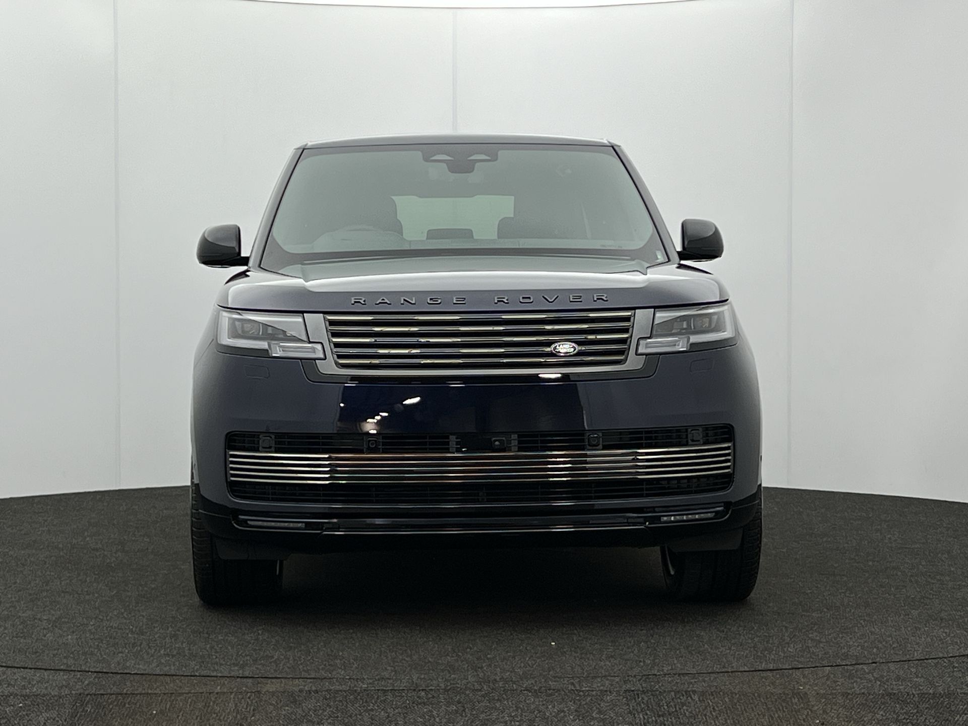 RANGE ROVER 4.4 P530 V8 SV 4DR AUTO ESTATE