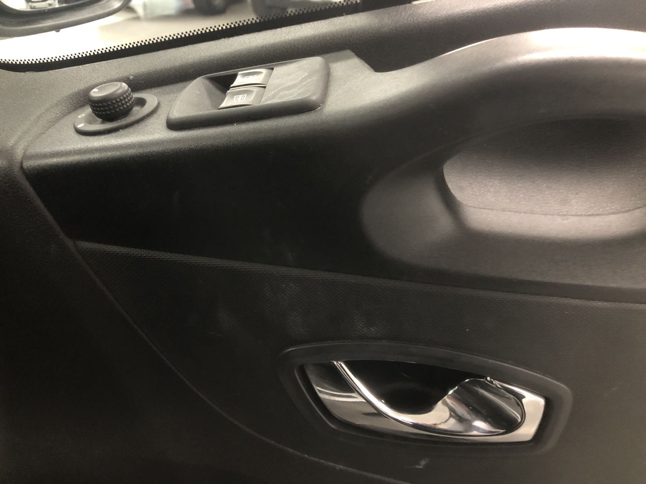 Vauxhall Vivaro Panel Van 18