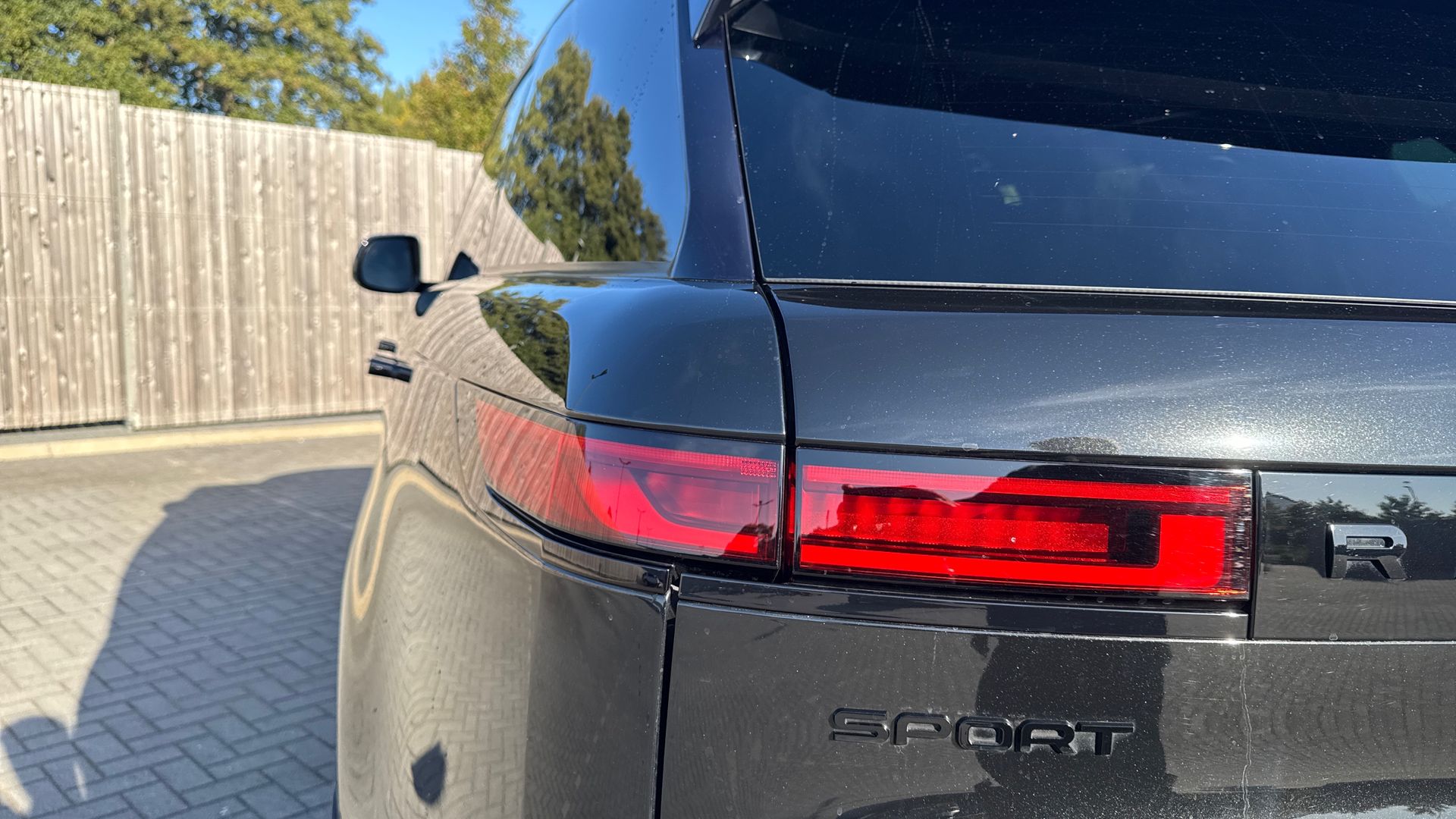 D350
