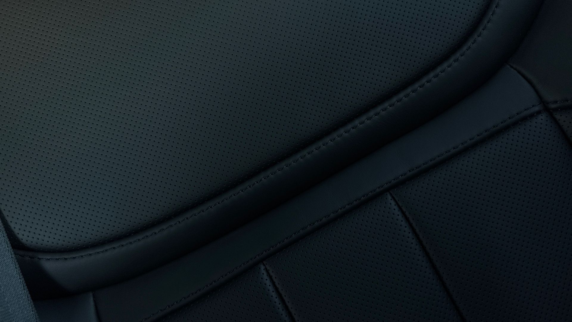 D350