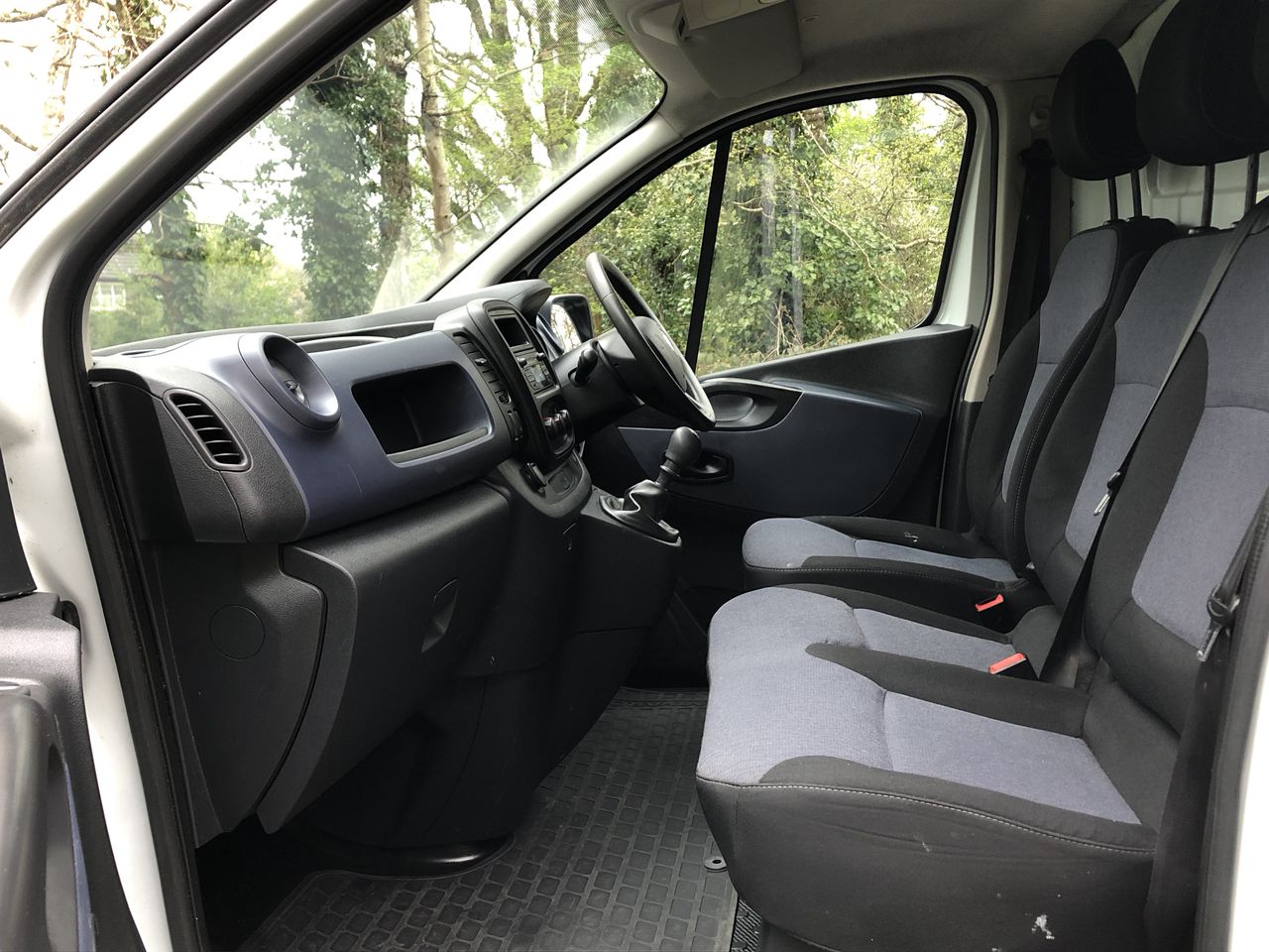 Vauxhall Vivaro Panel Van 15
