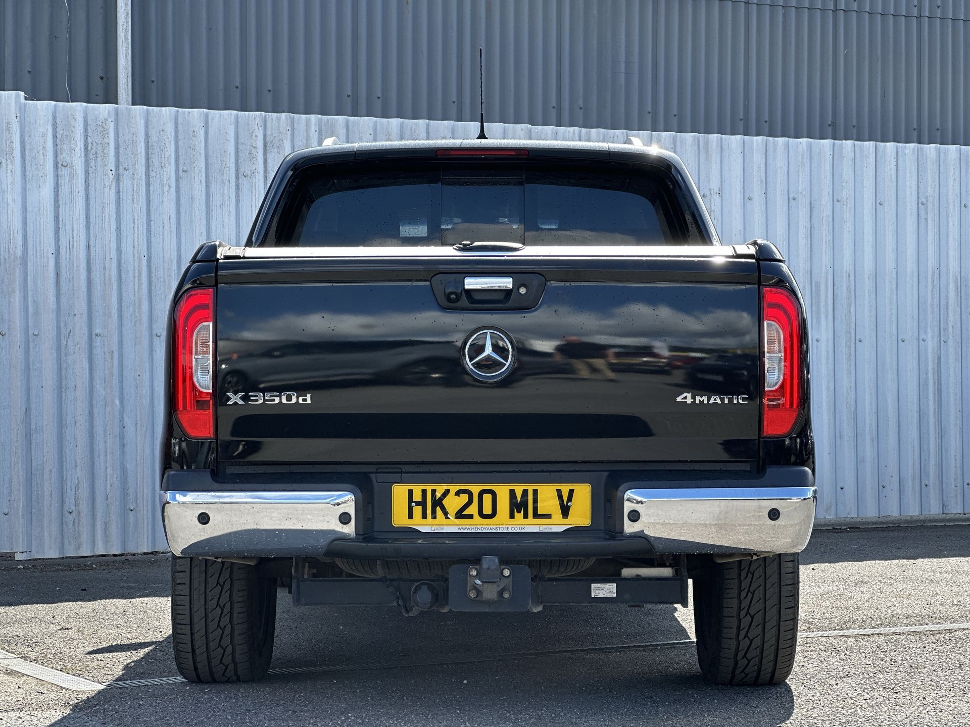 350D V6 4MATIC D/CAB PICKUP 7G-TRONIC PLUS