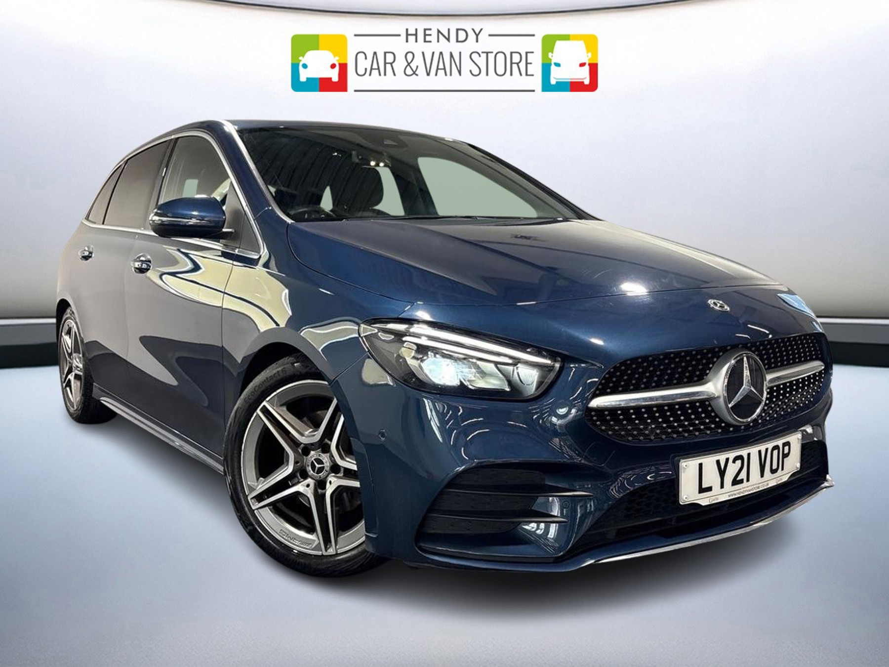 Mercedes-Benz B Class listing photo