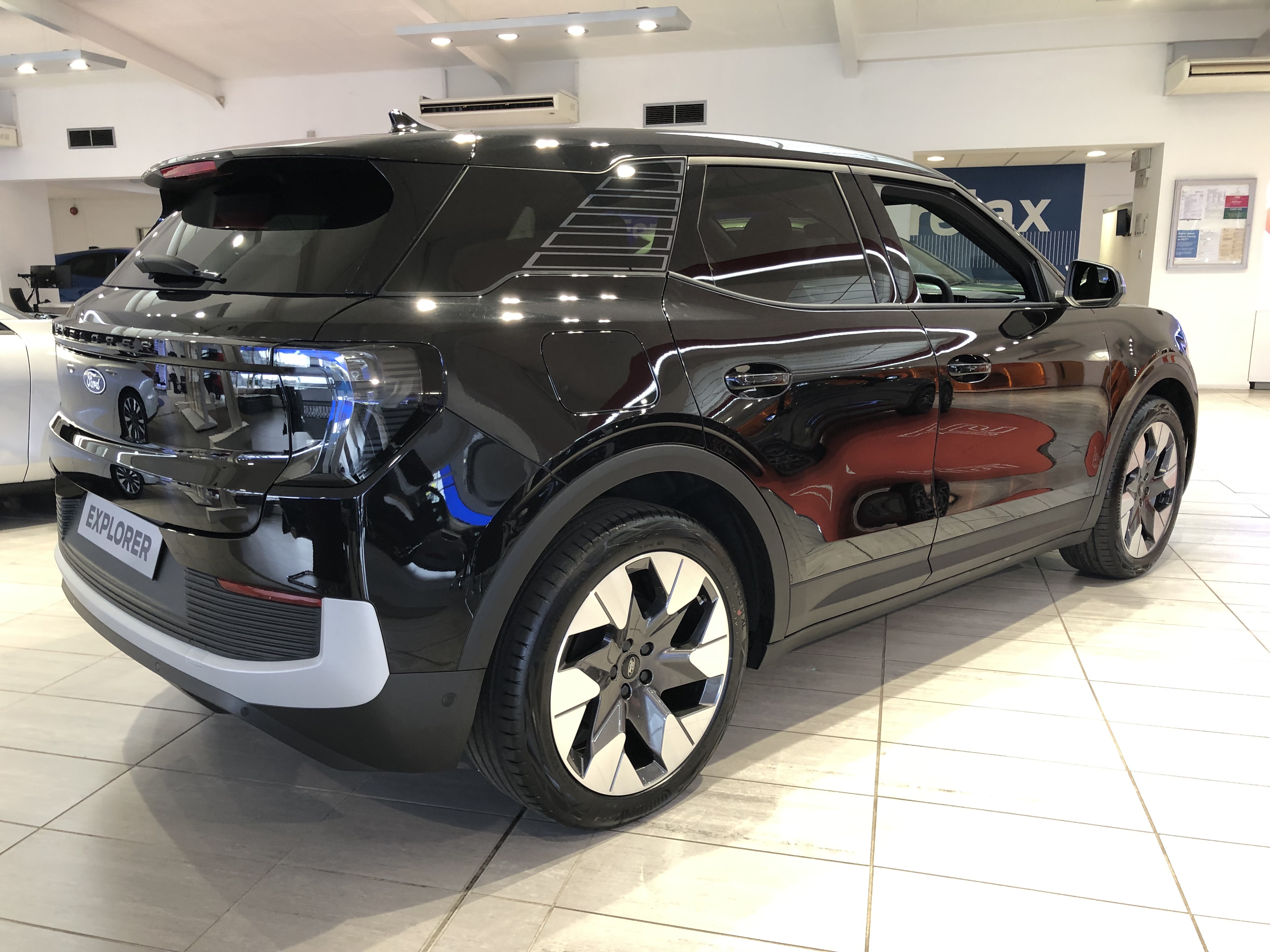 FORD EXPLORER 210KW PREMIUM 77KWH 5DR AUTO [DRIVER ASSIST PACK]