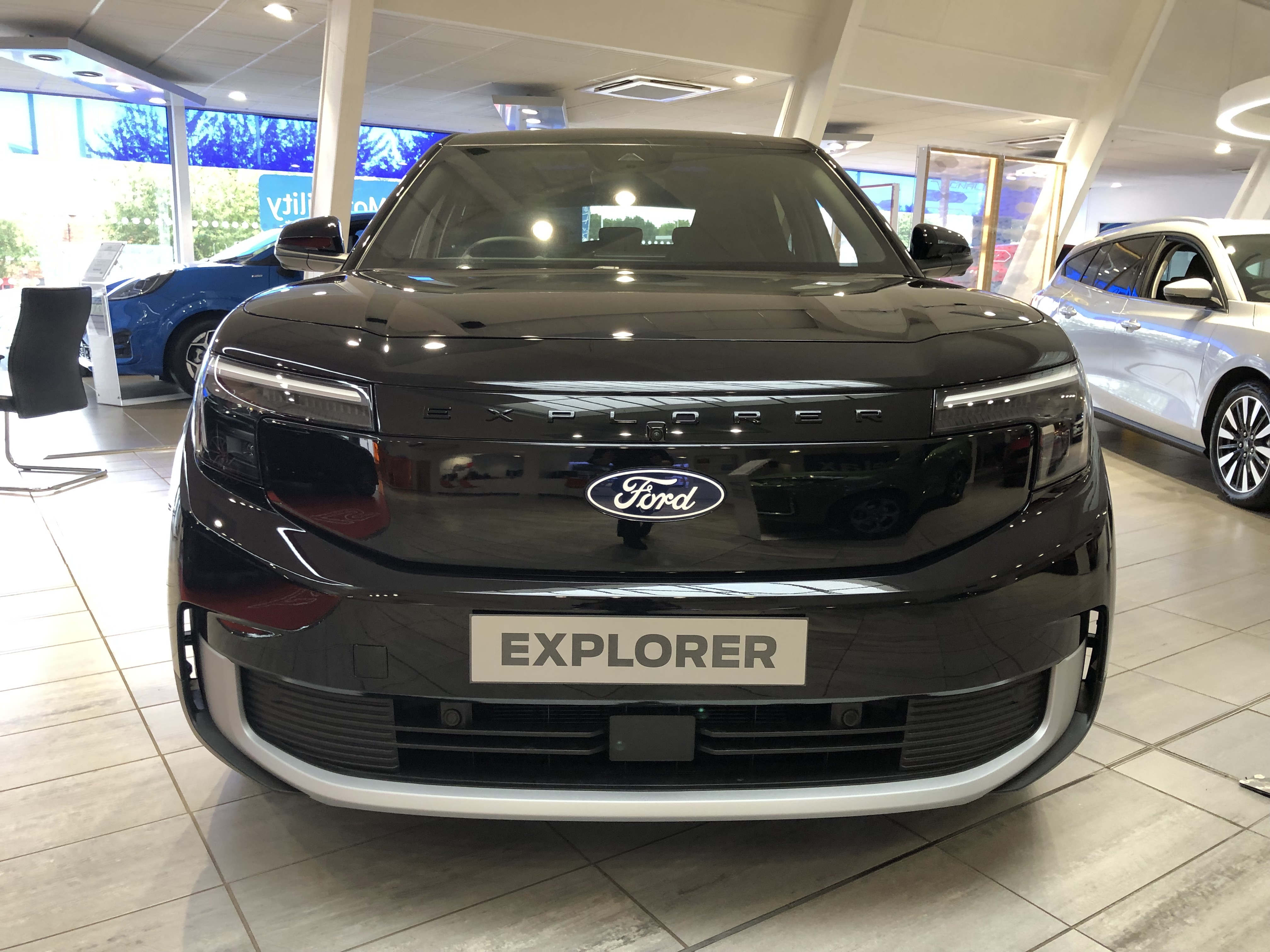 FORD EXPLORER 210KW PREMIUM 77KWH 5DR AUTO [DRIVER ASSIST PACK]