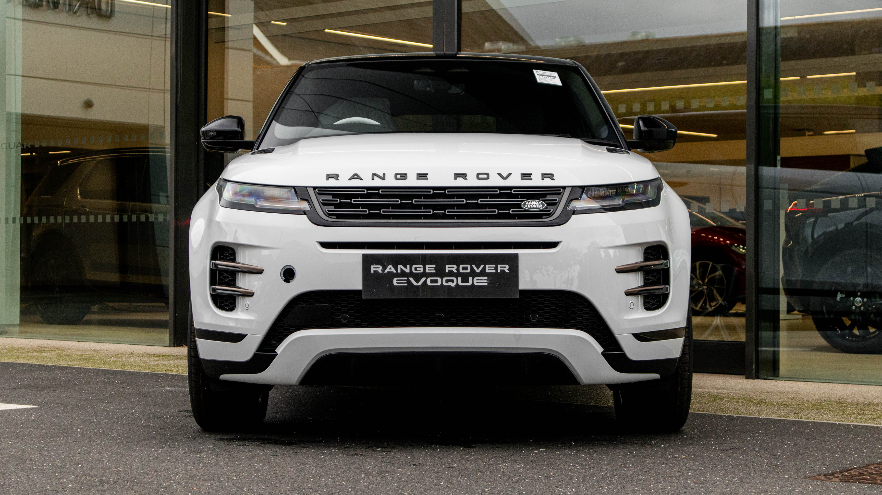 RANGE ROVER EVOQUE 2.0 D200 DYNAMIC SE 5DR AUTO HATCHBACK