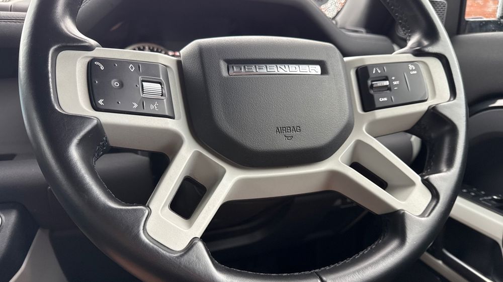 LAND ROVER DEFENDER 90