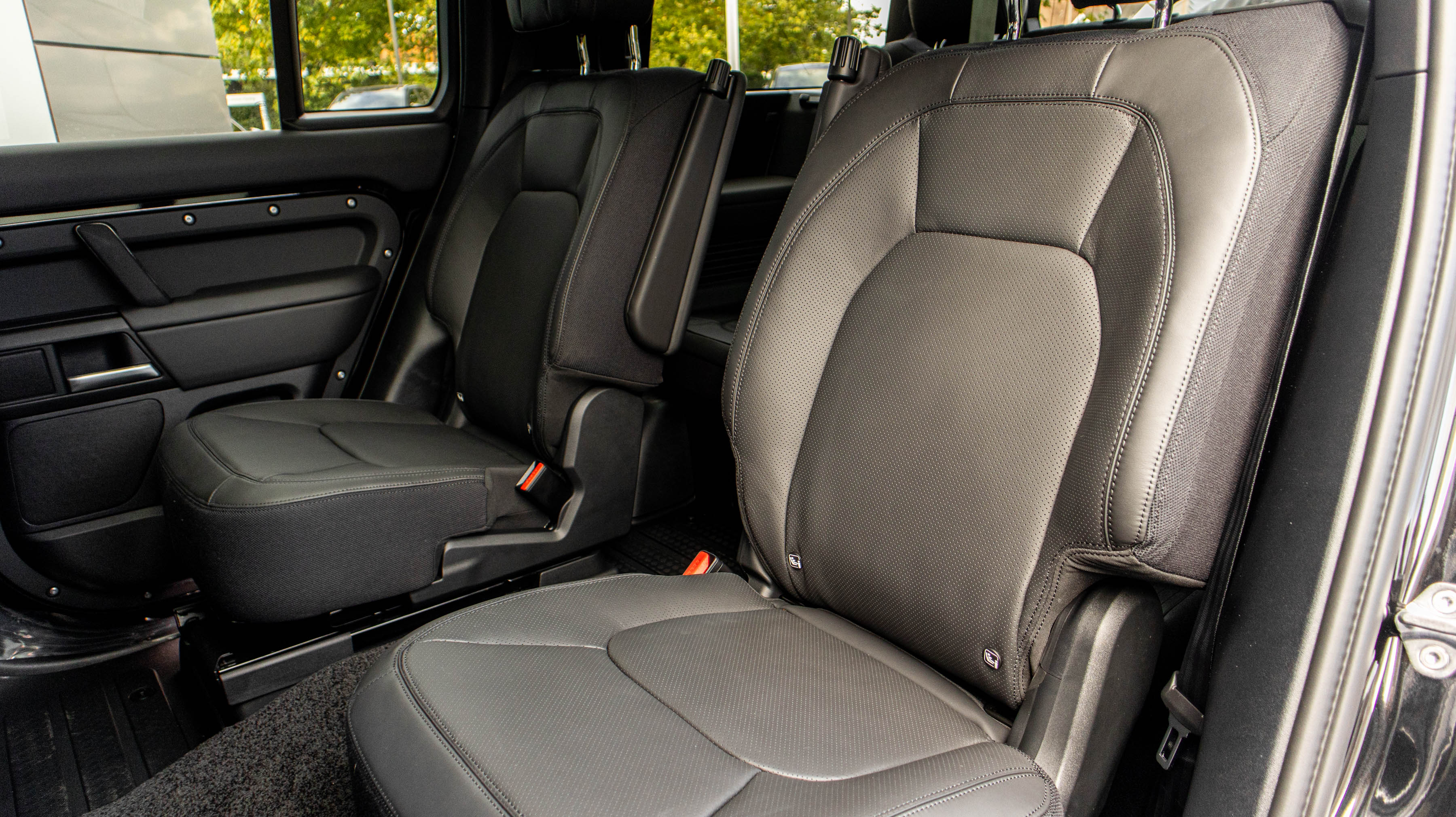 DEFENDER 3.0 D350 X-DYNAMIC HSE 130 5DR AUTO ESTATE