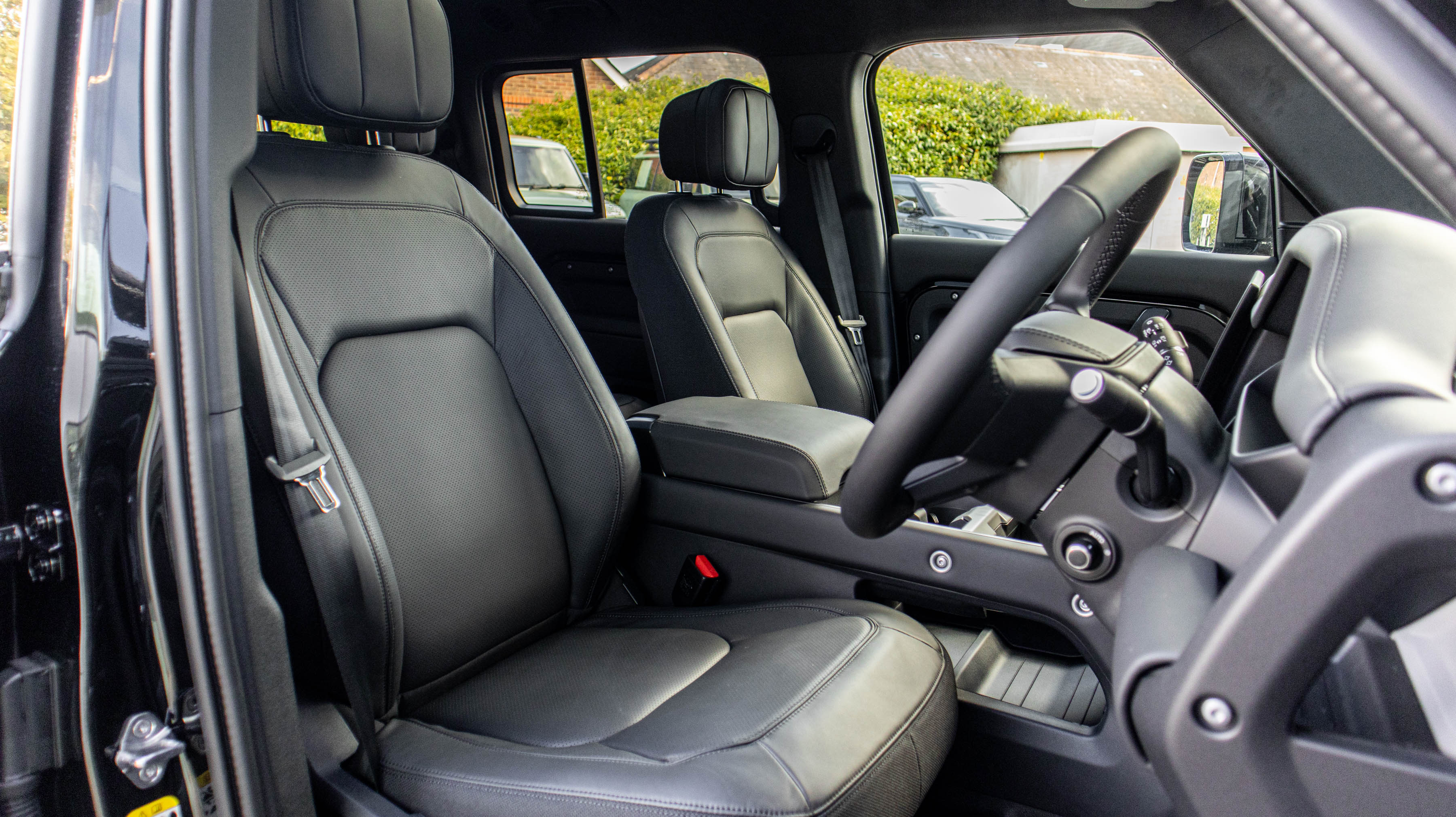 DEFENDER 3.0 D350 X-DYNAMIC HSE 130 5DR AUTO ESTATE