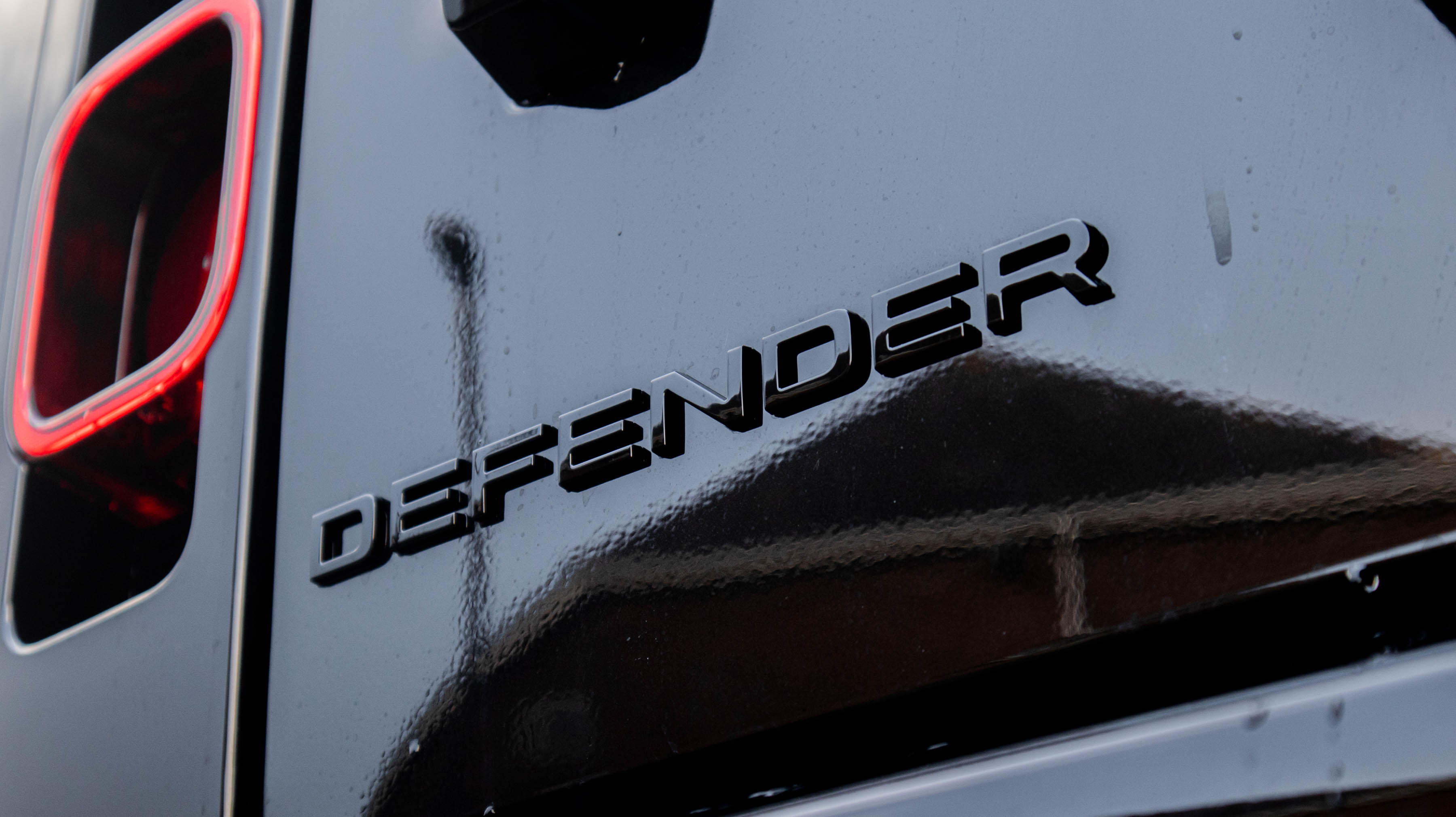 DEFENDER 3.0 D350 X-DYNAMIC HSE 130 5DR AUTO ESTATE