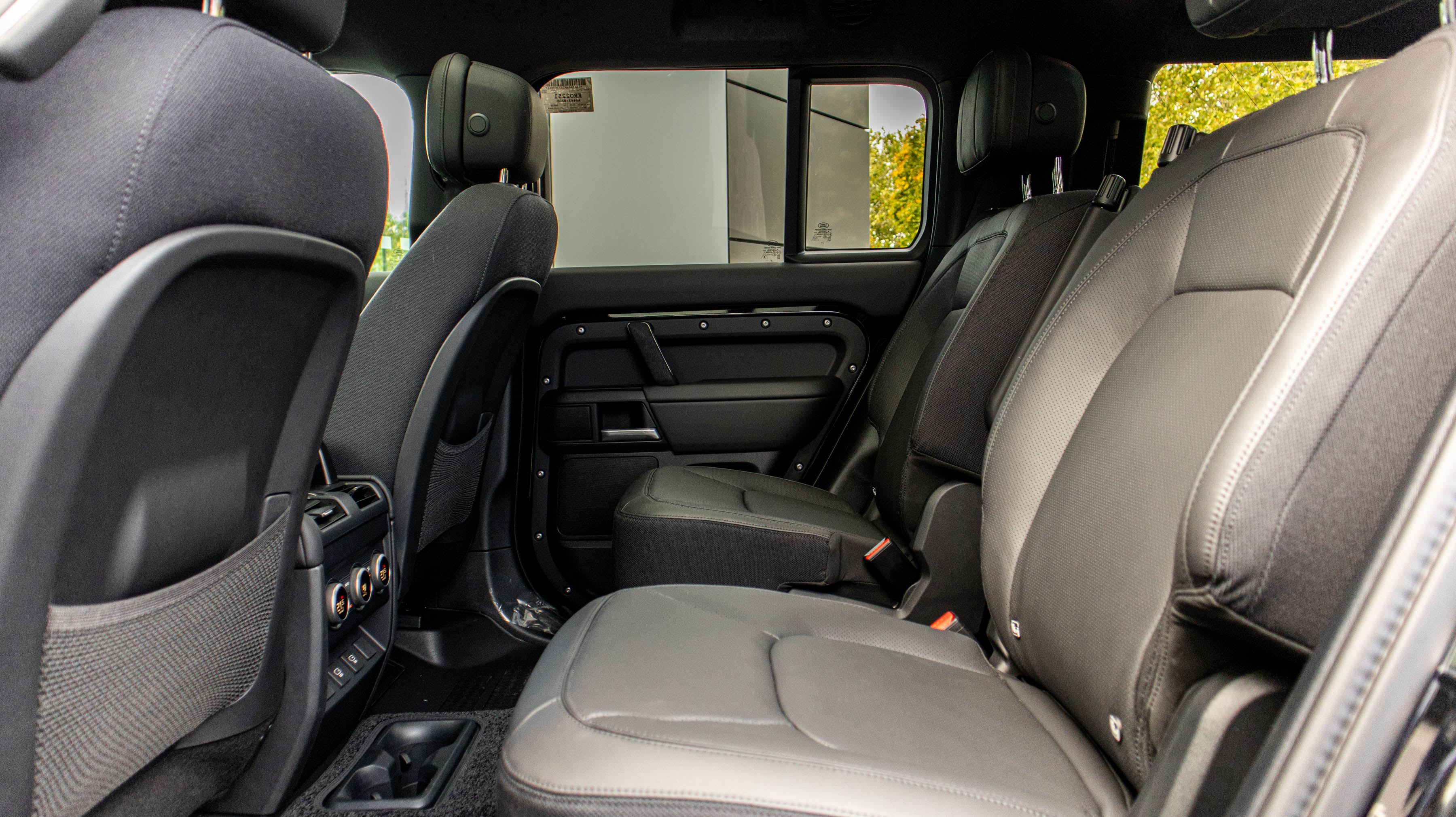 DEFENDER 3.0 D350 X-DYNAMIC HSE 130 5DR AUTO ESTATE