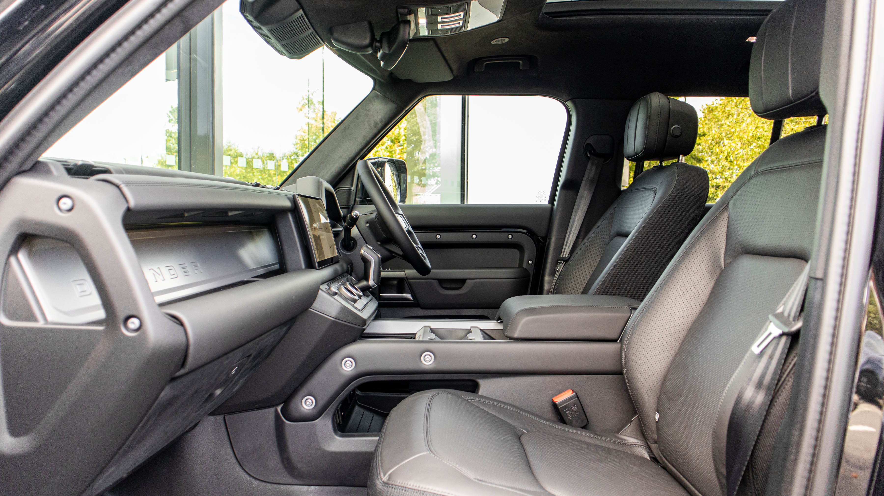 DEFENDER 3.0 D350 X-DYNAMIC HSE 130 5DR AUTO ESTATE