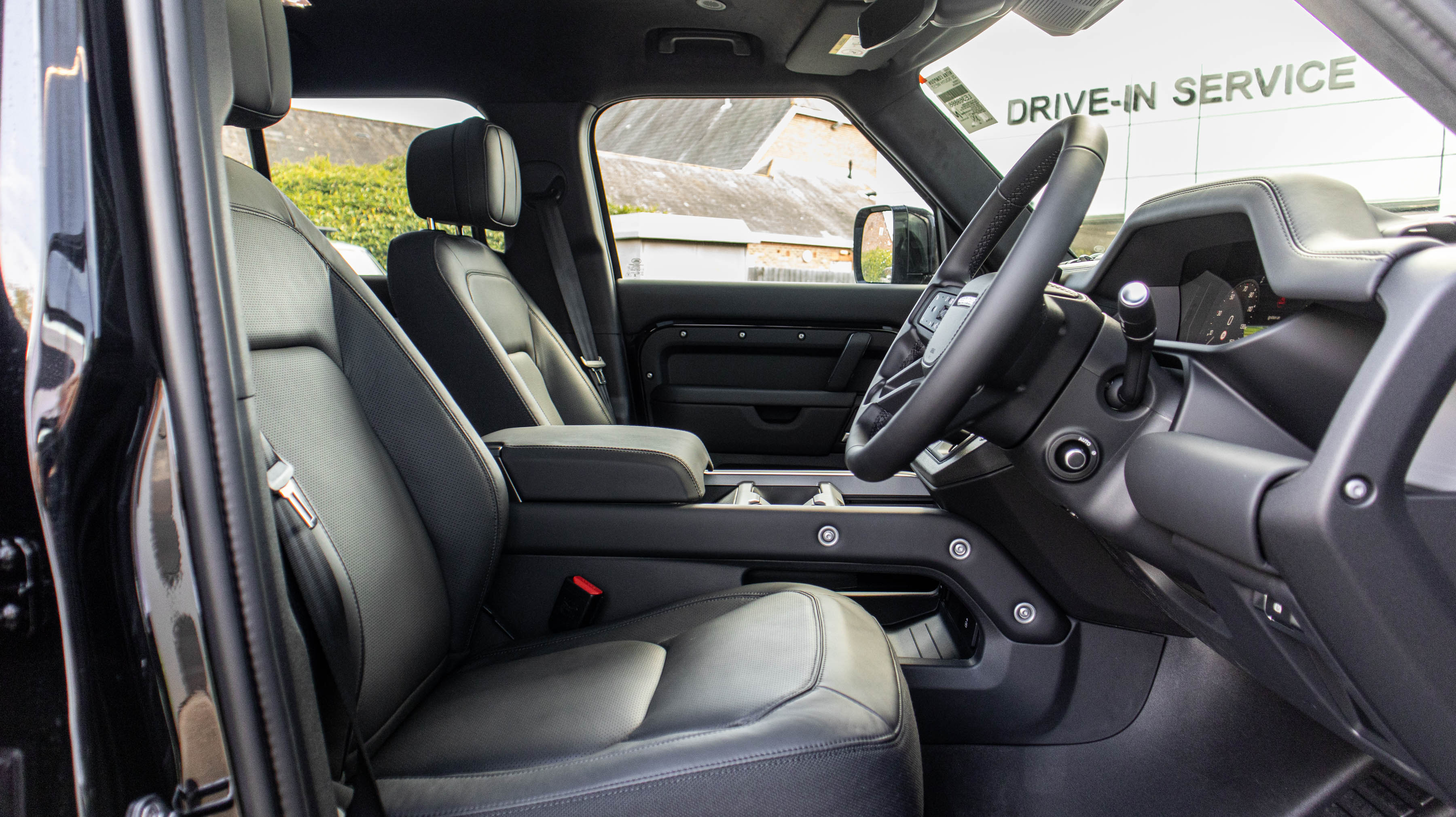 DEFENDER 3.0 D350 X-DYNAMIC HSE 130 5DR AUTO ESTATE