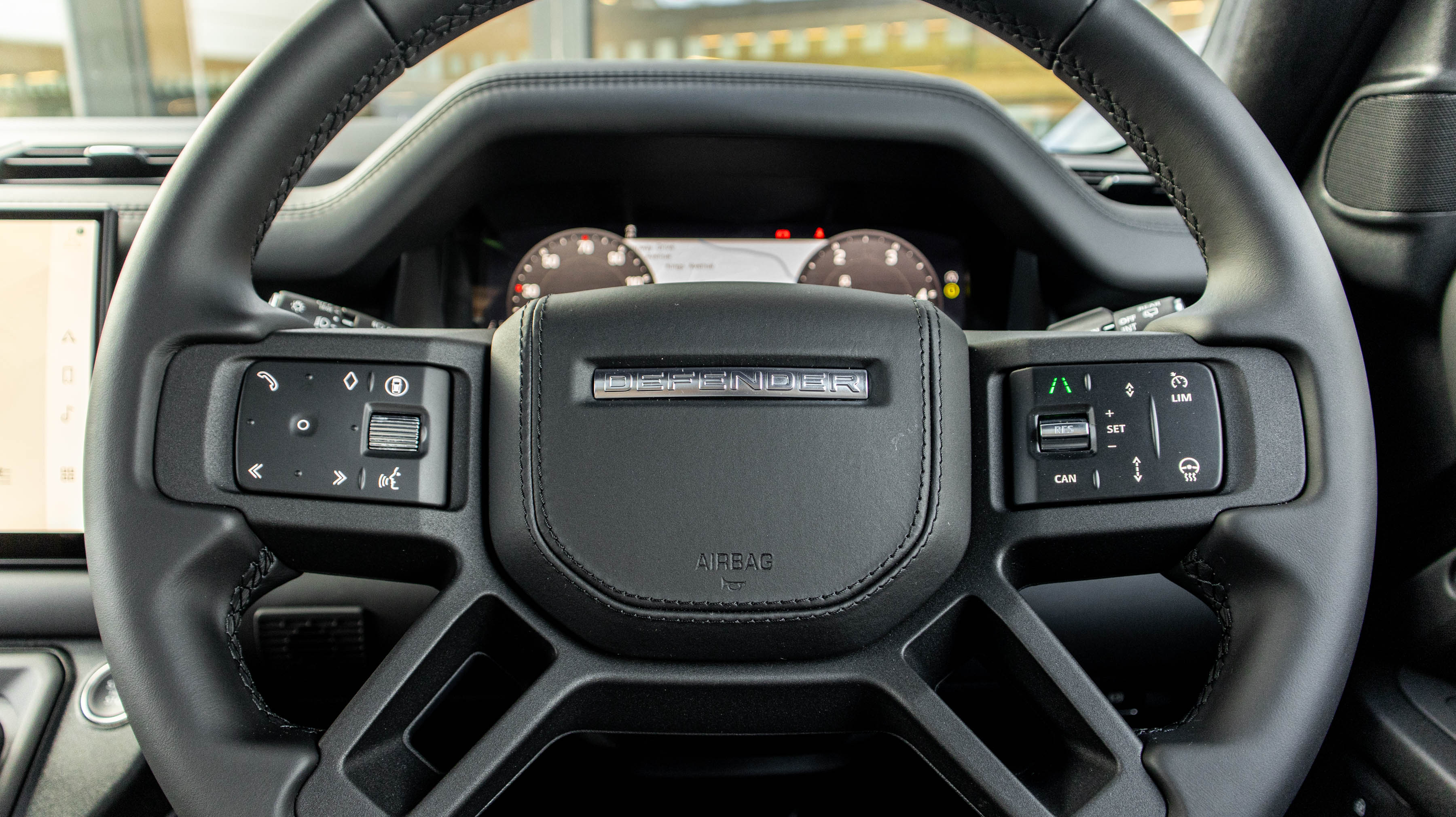 DEFENDER 3.0 D350 X-DYNAMIC HSE 130 5DR AUTO ESTATE