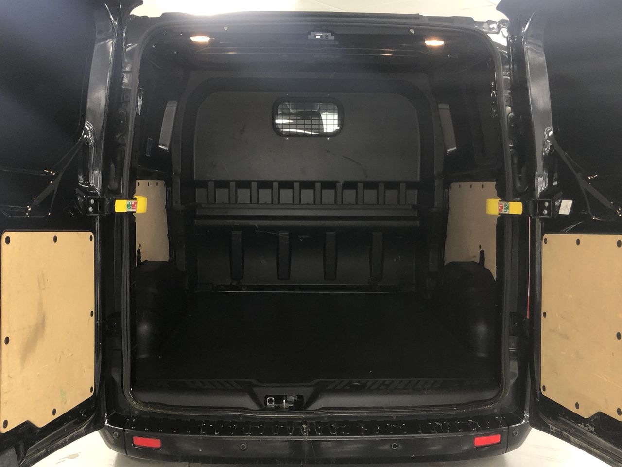 Ford Transit Custom Panel Van 6