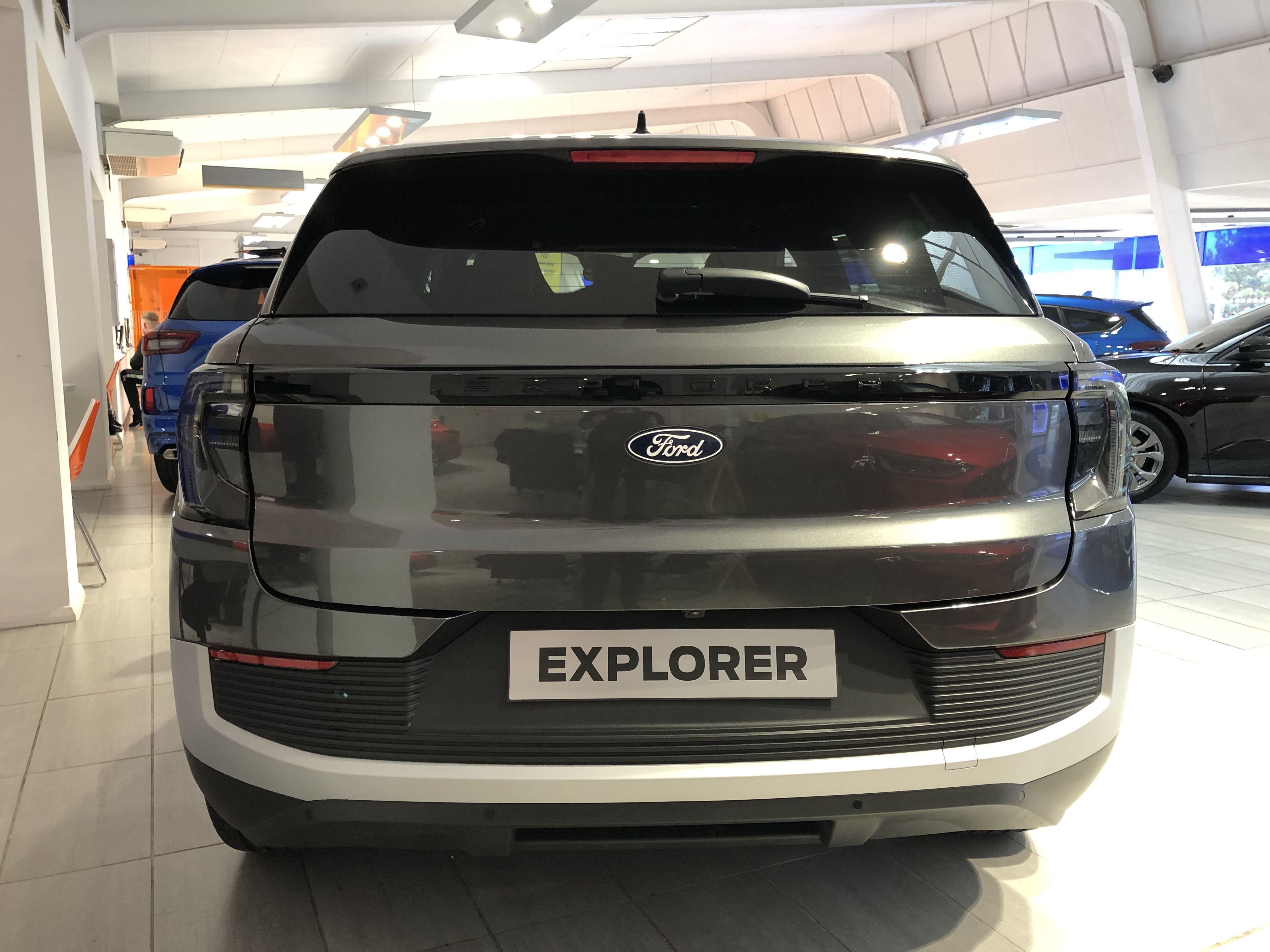 FORD EXPLORER 210KW PREMIUM 77KWH 5DR AUTO [DRIVER ASSIST PACK]