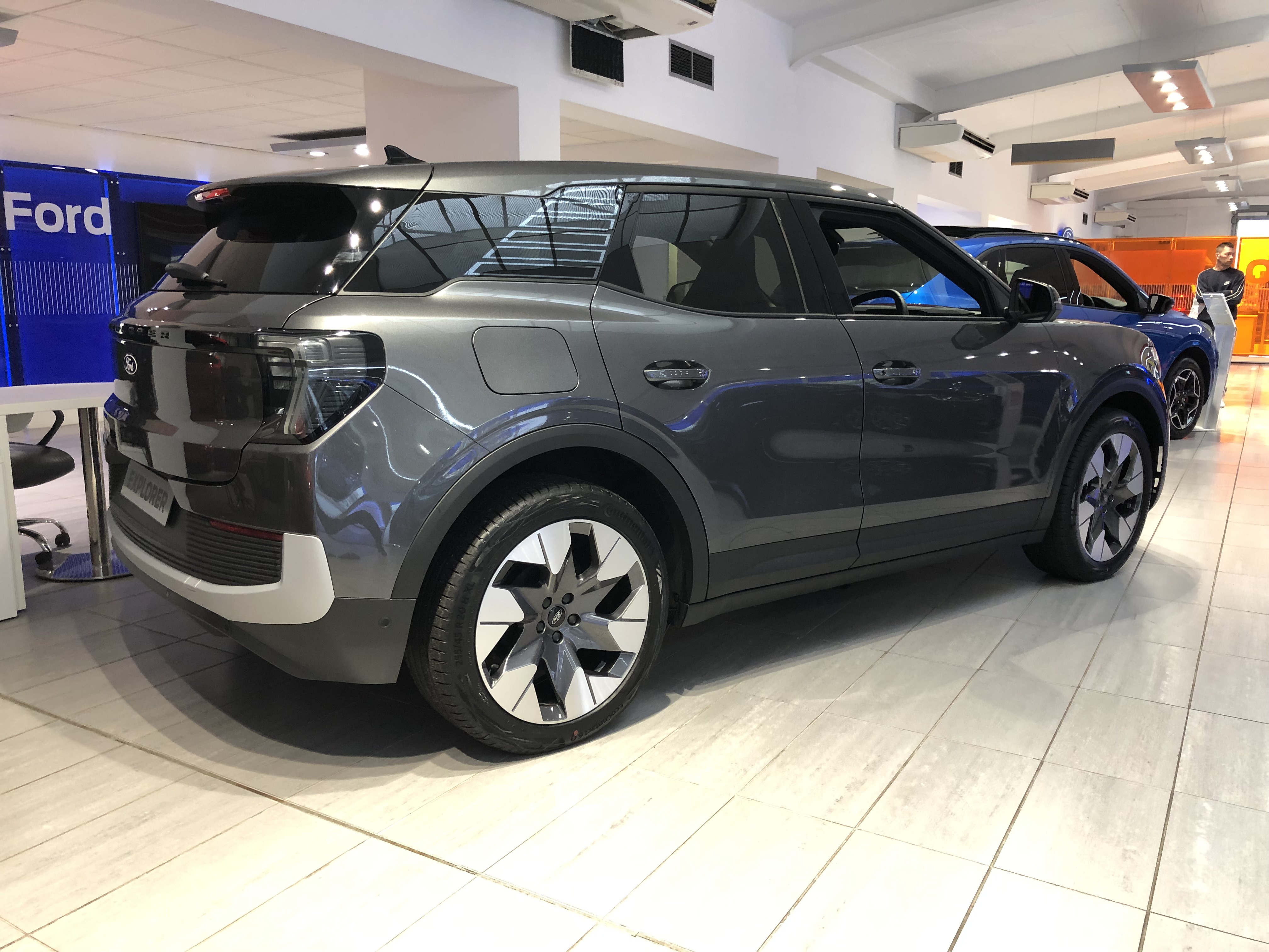 FORD EXPLORER 210KW PREMIUM 77KWH 5DR AUTO [DRIVER ASSIST PACK]