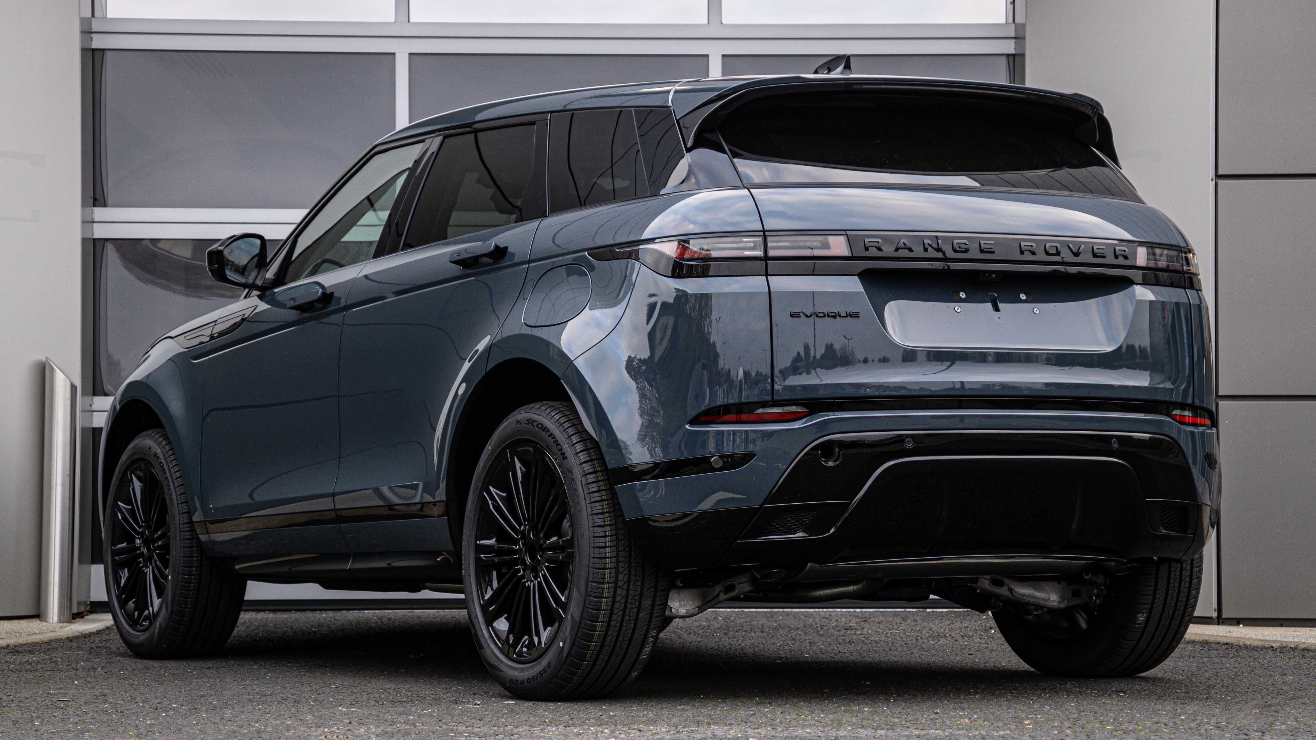 RANGE ROVER EVOQUE 1.5 P270E DYNAMIC SE 5DR AUTO HATCHBACK