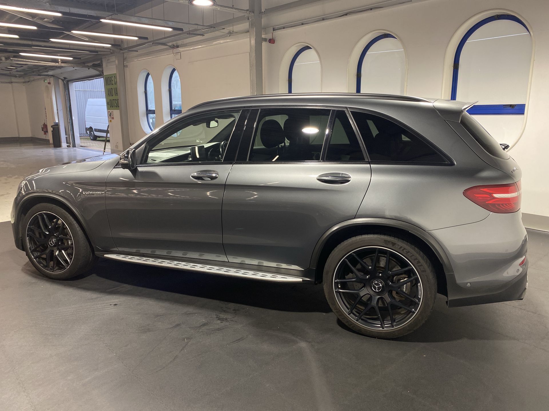 GLC 63 4MATIC PREMIUM 9G-TRONIC