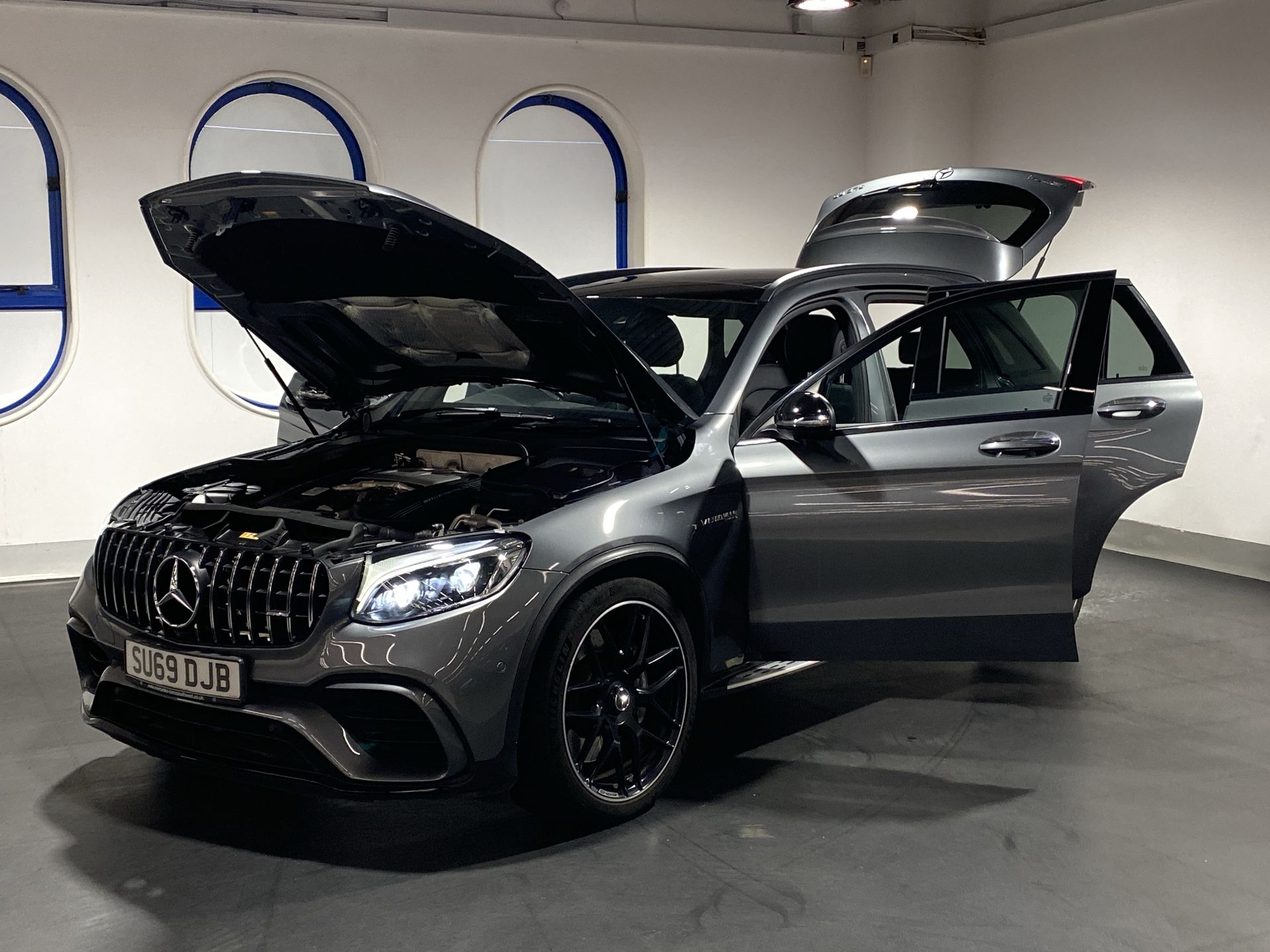 GLC 63 4MATIC PREMIUM 9G-TRONIC