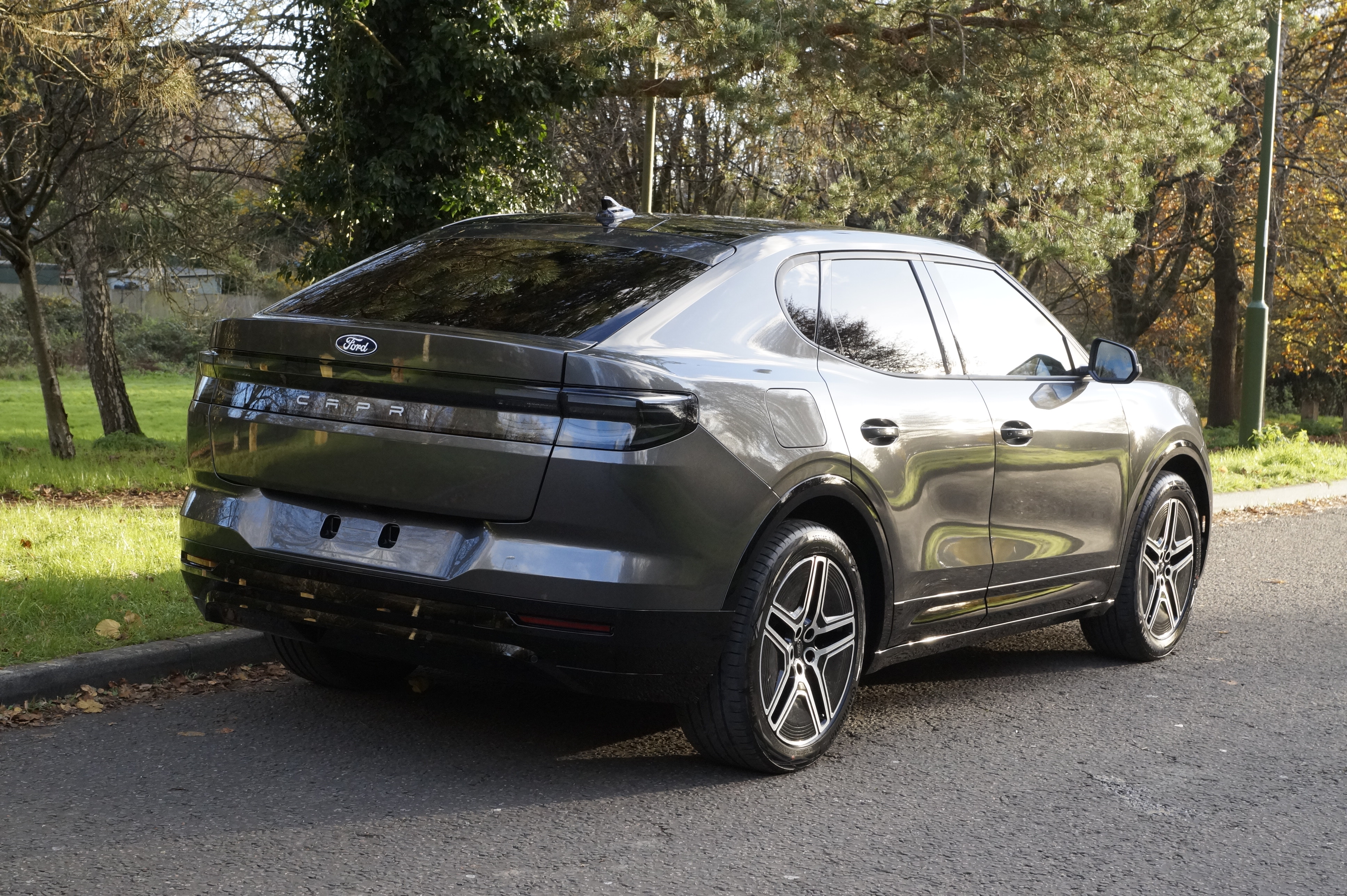 FORD CAPRI 210KW SELECT 77KWH 5DR AUTO