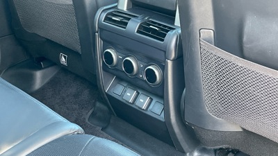 LAND ROVER DEFENDER 130