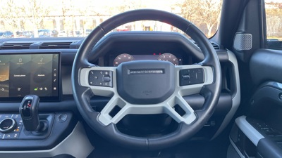 LAND ROVER DEFENDER 130