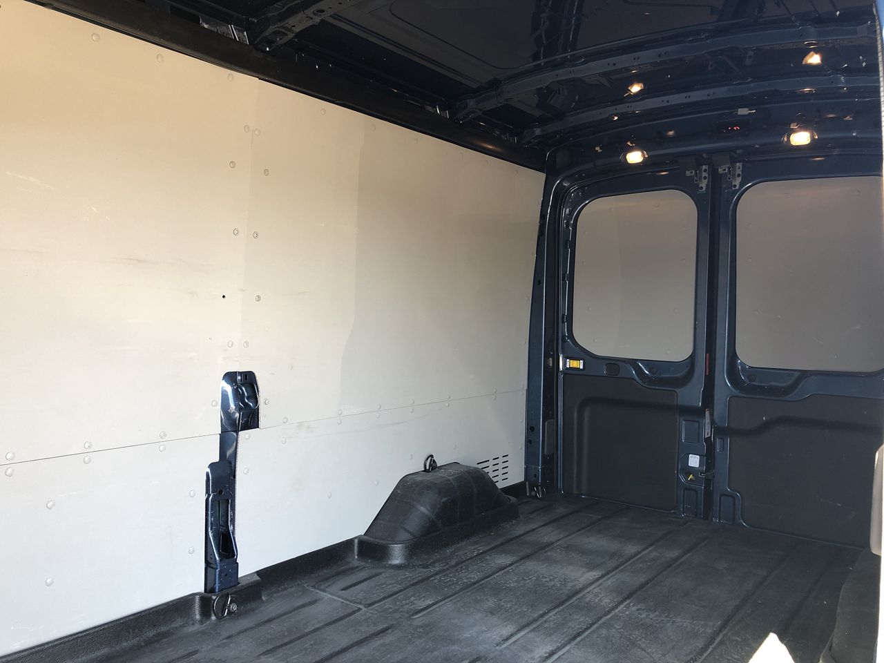 Ford Transit Panel Van 32