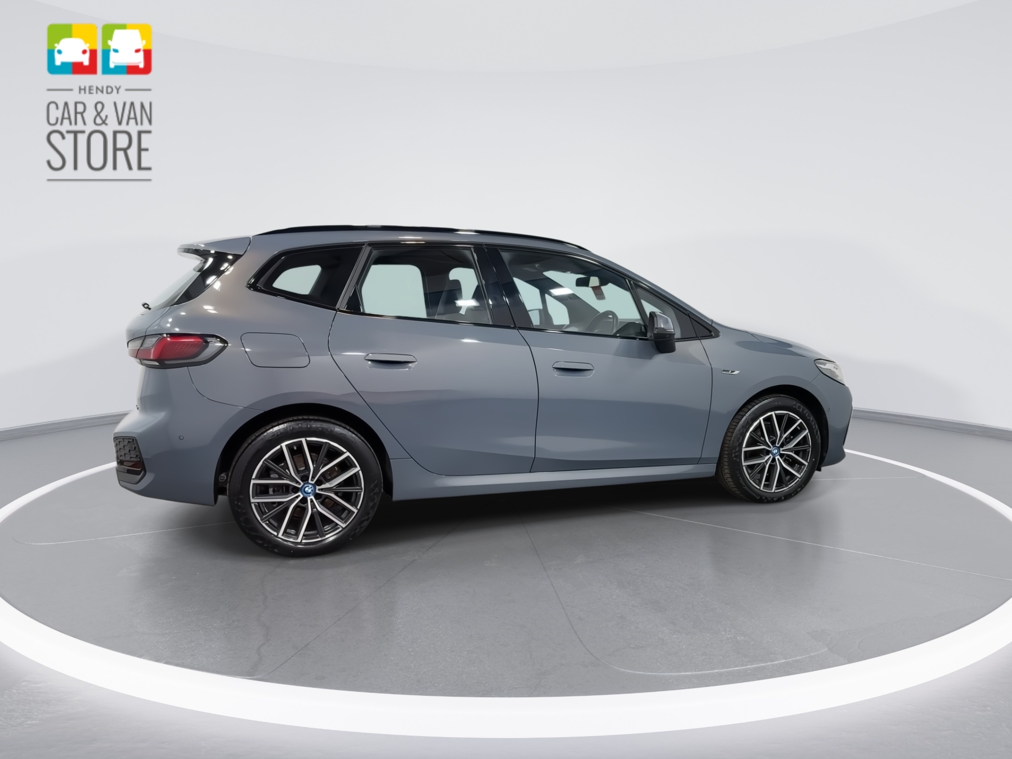 225E XDRIVE DCT