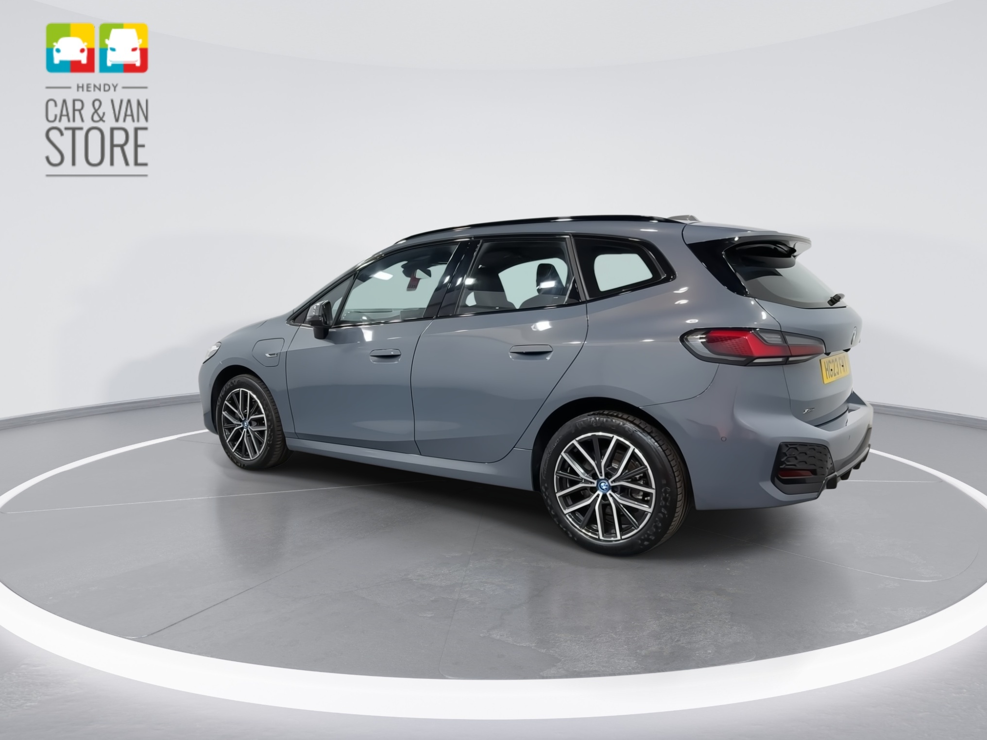 225E XDRIVE DCT
