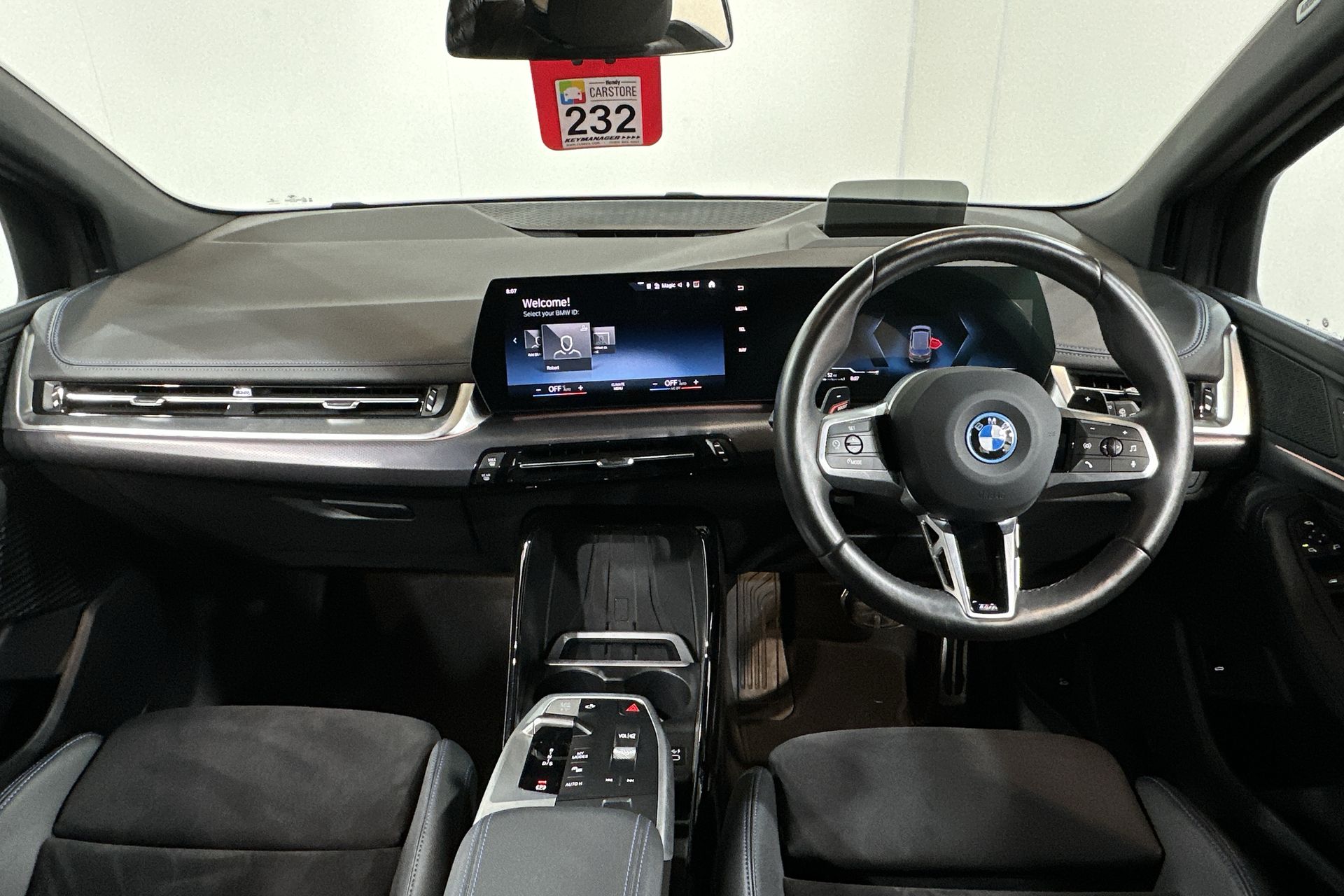 225E XDRIVE DCT
