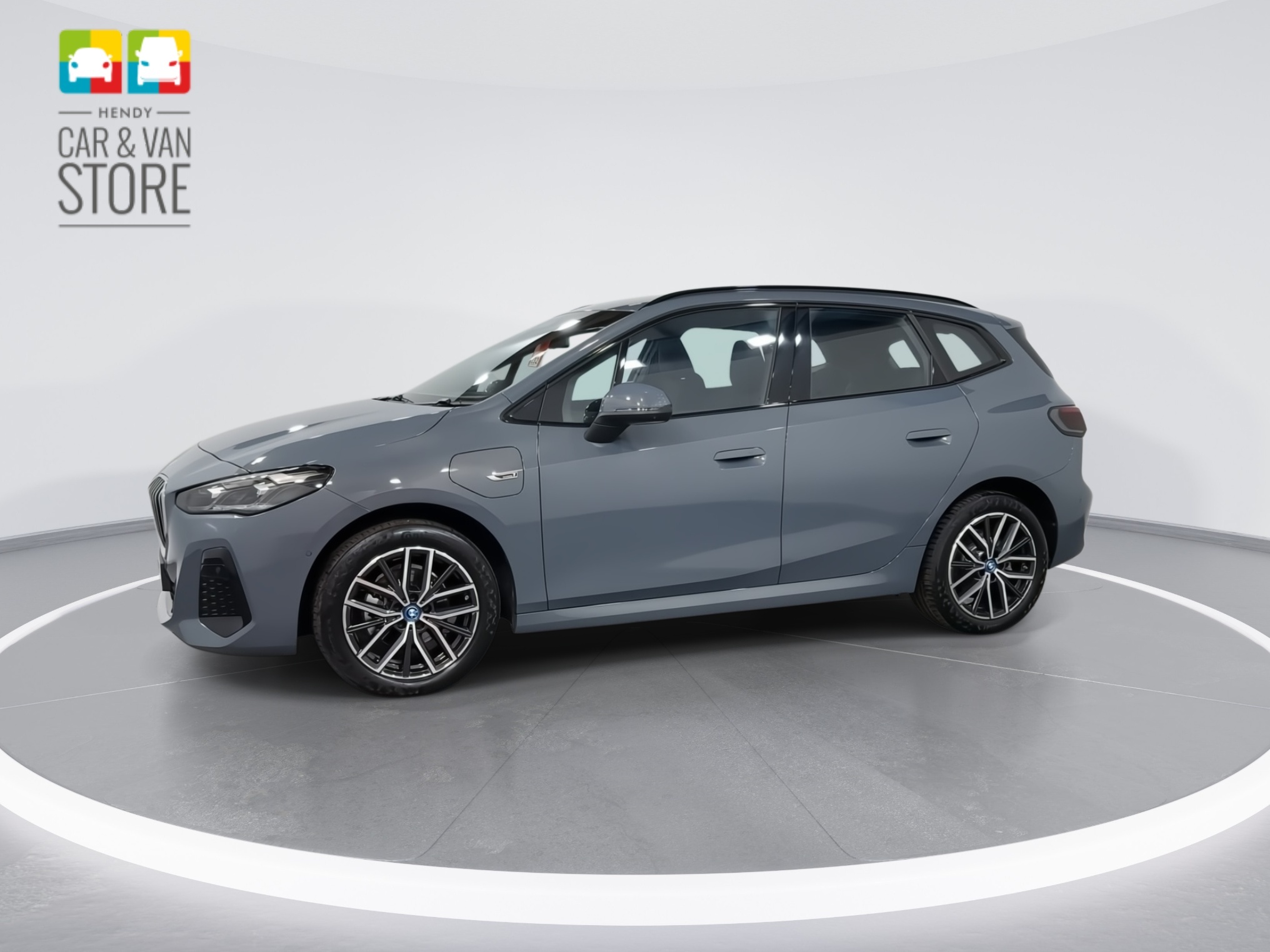 225E XDRIVE DCT