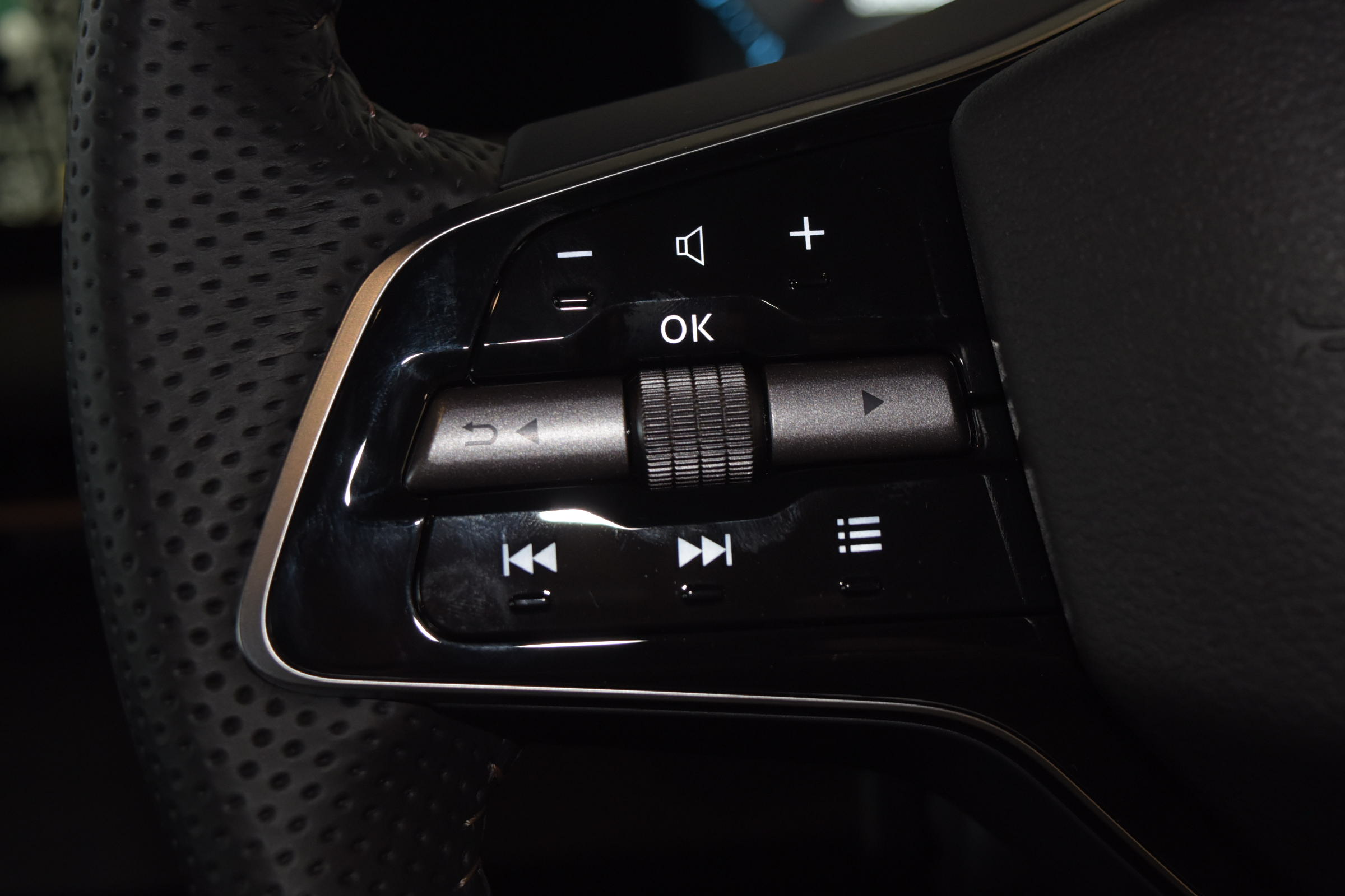ARIYA 160KW EVOLVE 63KWH 22KWCH 5DR AUTO HATCHBACK