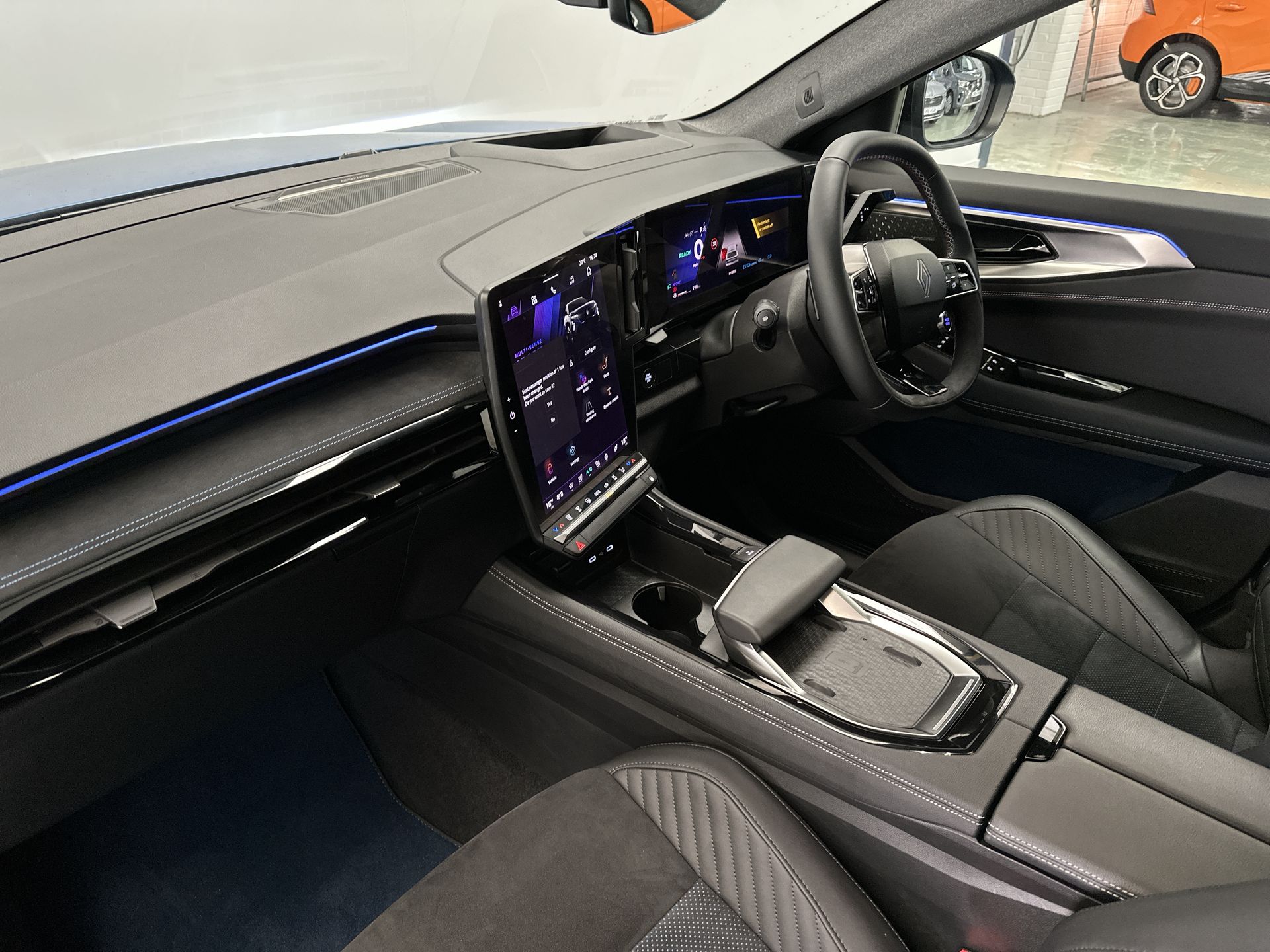 E-TECH PHEV AWD